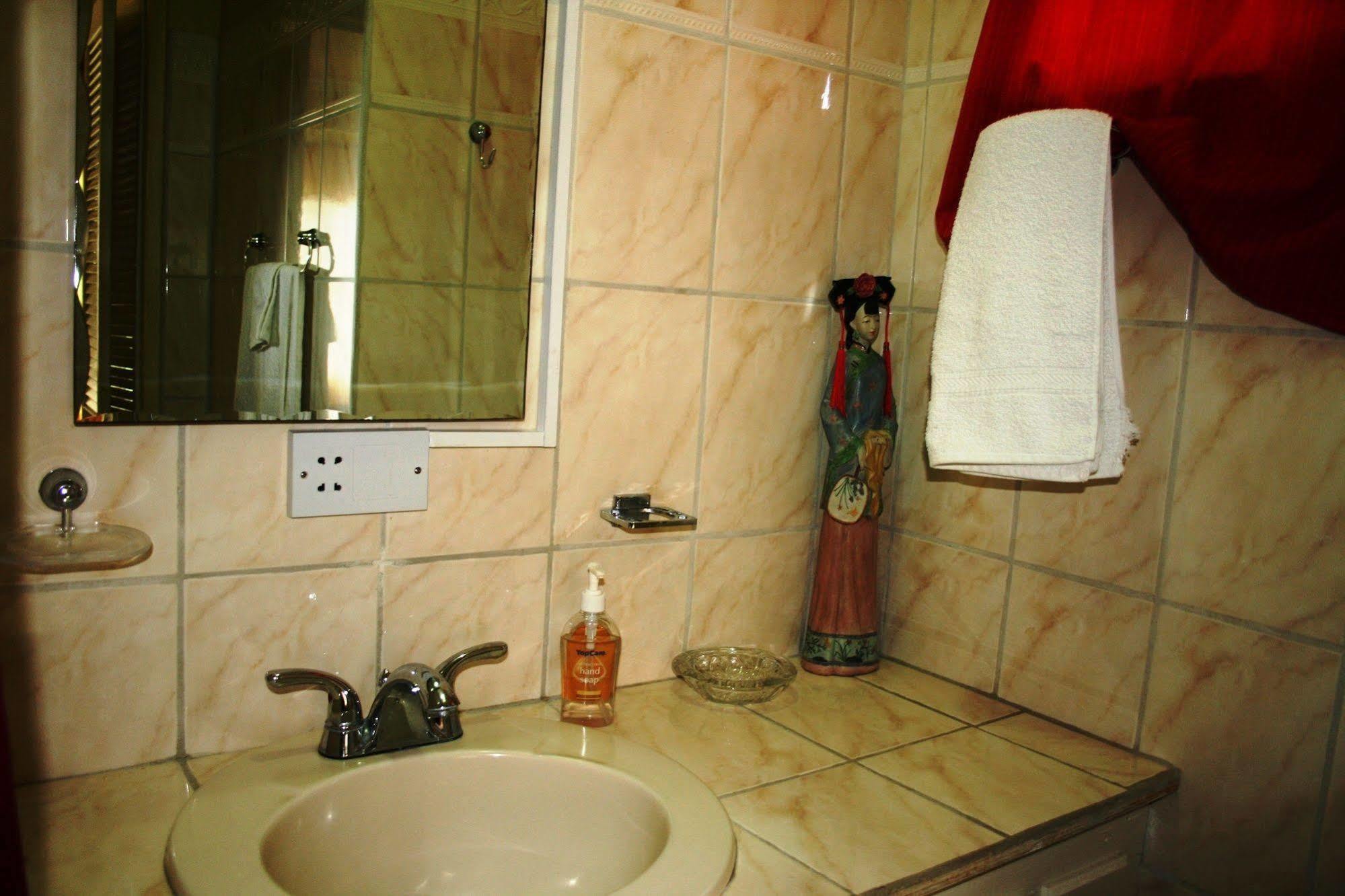 Guest house Fairview 3*