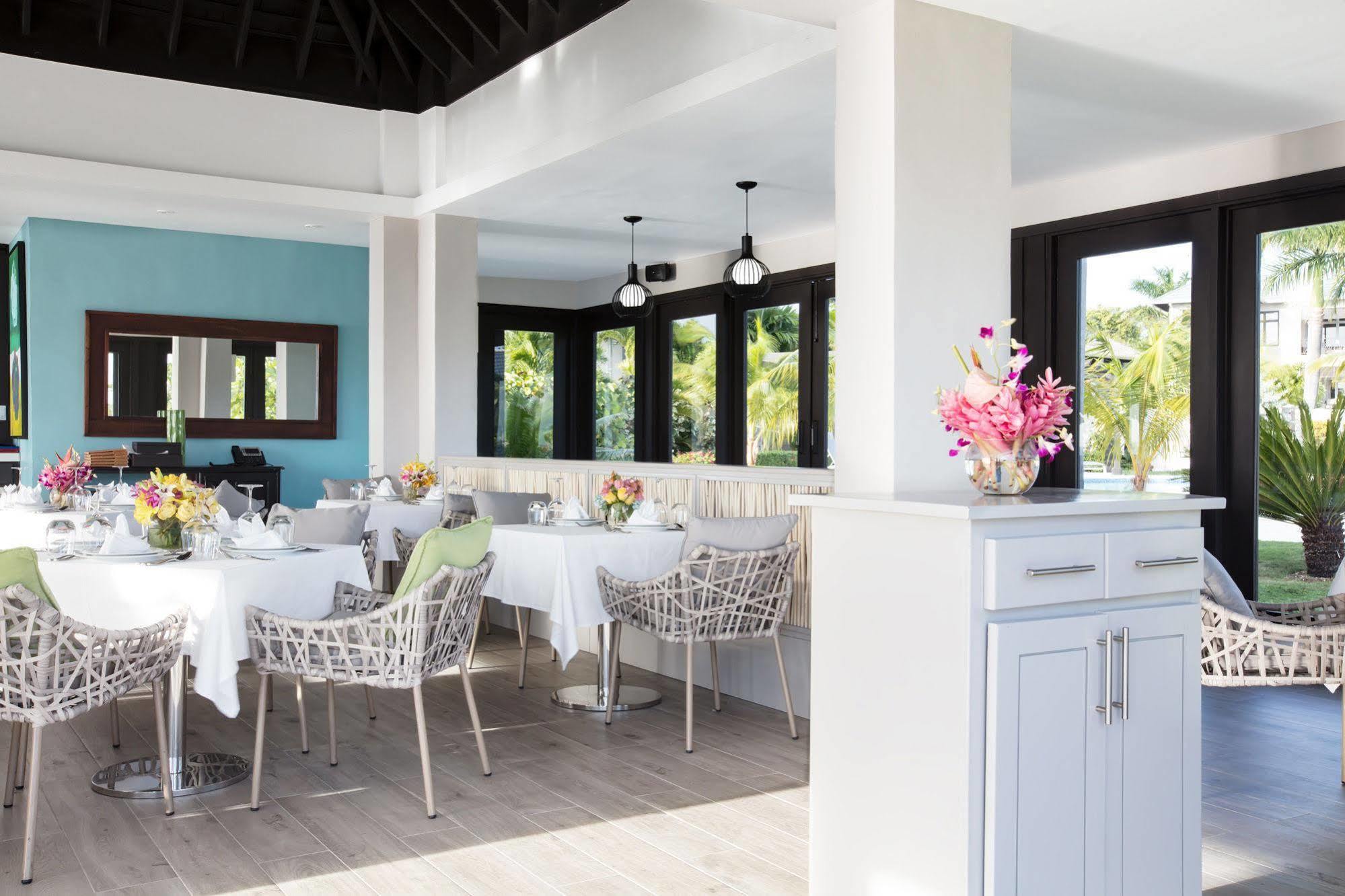 The Cliff Hotel Negril