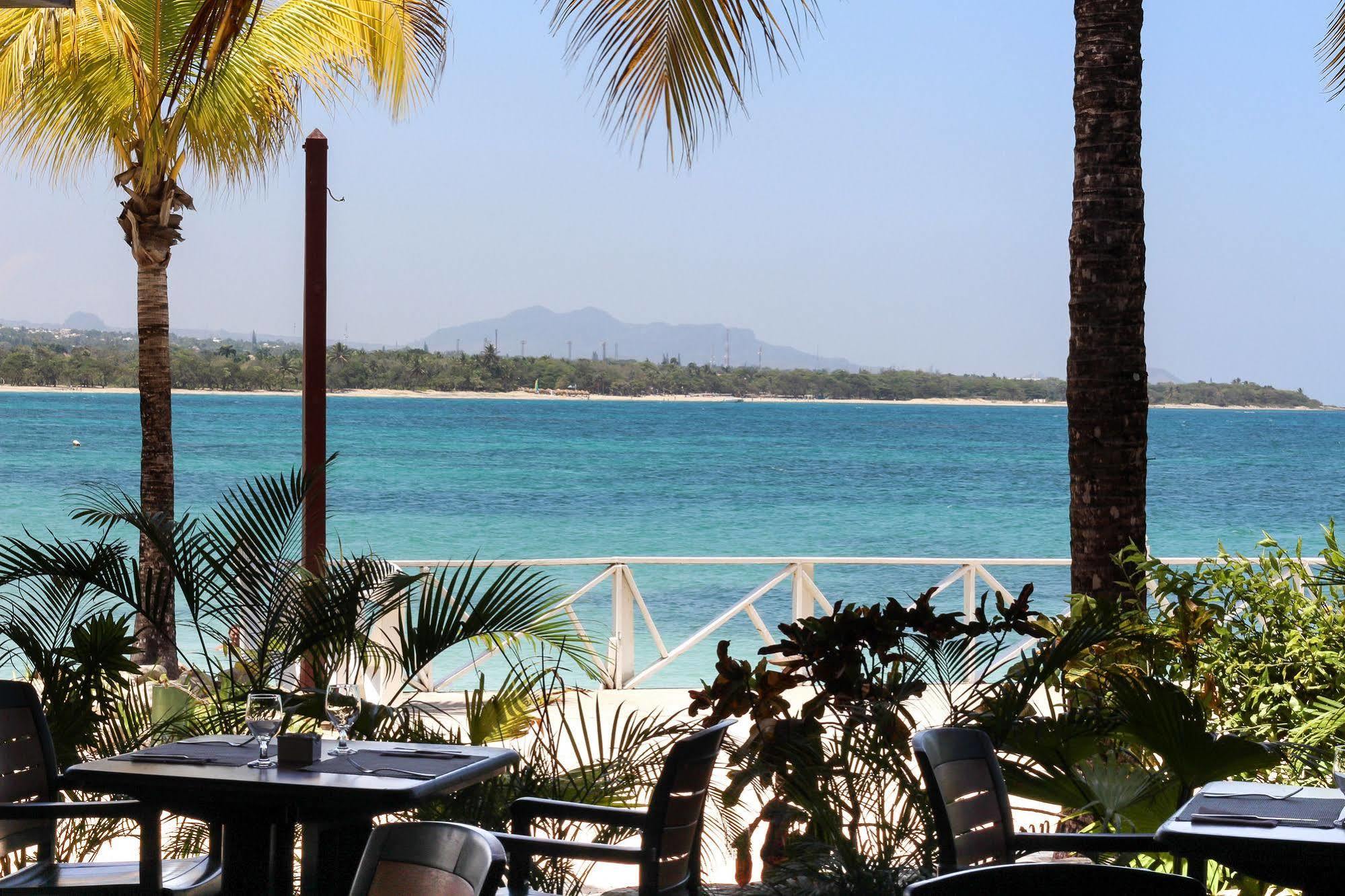 Grand Paradise Playa Dorada Resort 4*