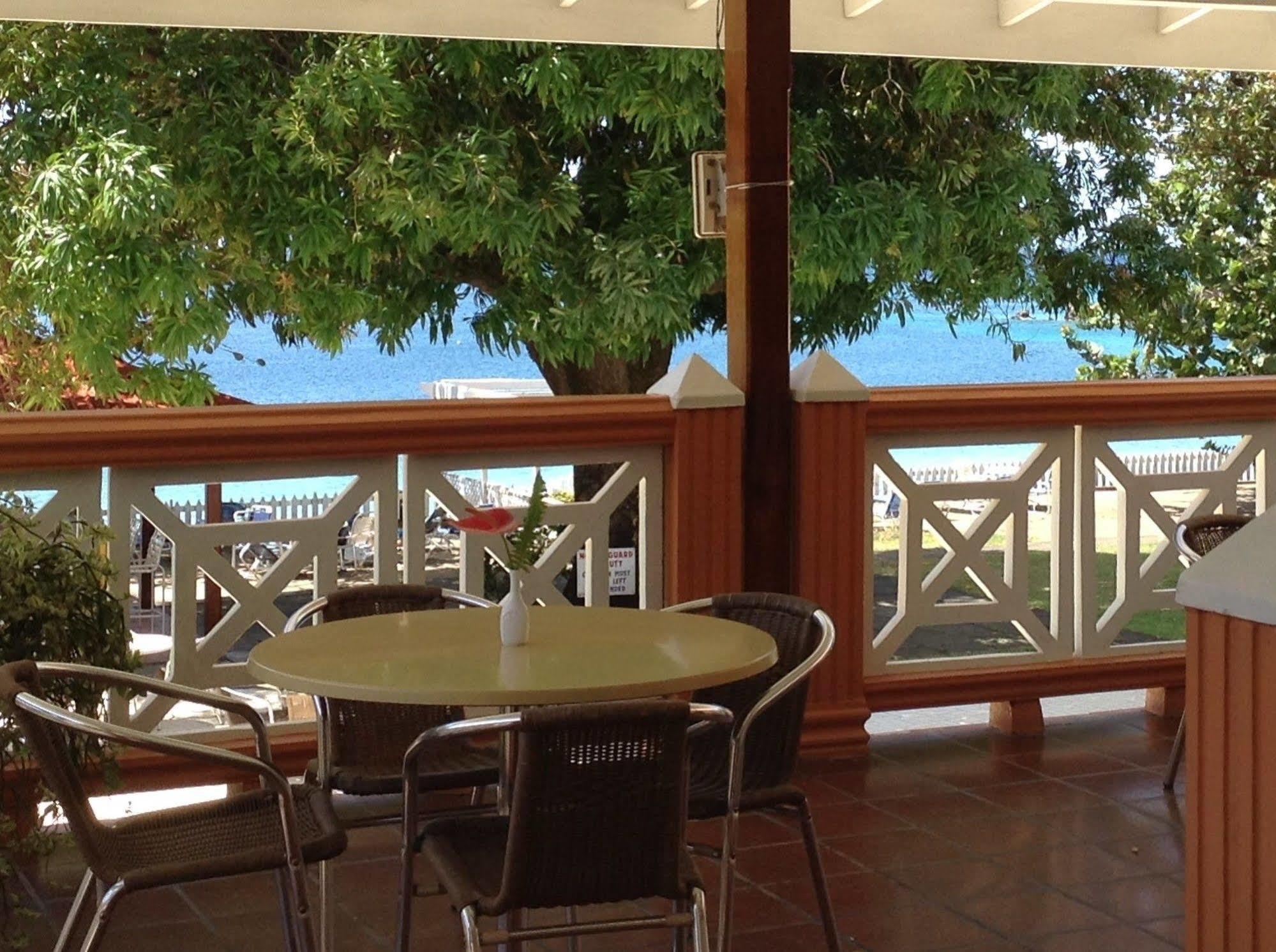 Sunset Shores Hotel 3*