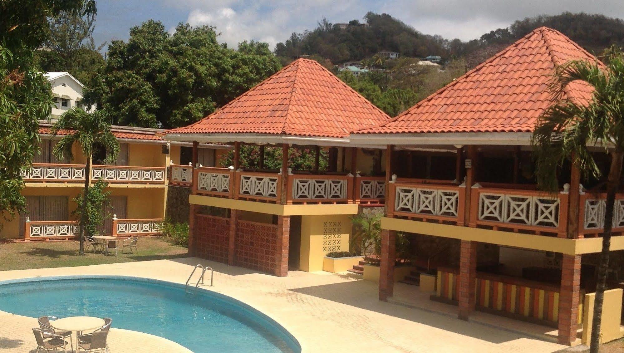 Sunset Shores Hotel 3*