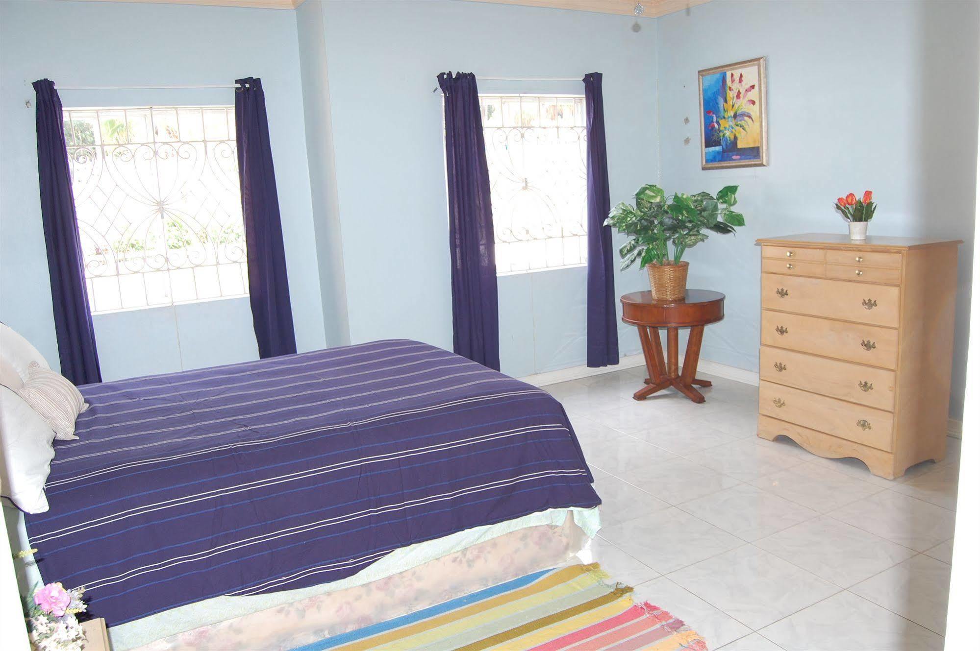 Celebrity Jamaica Casa de hóspedes
