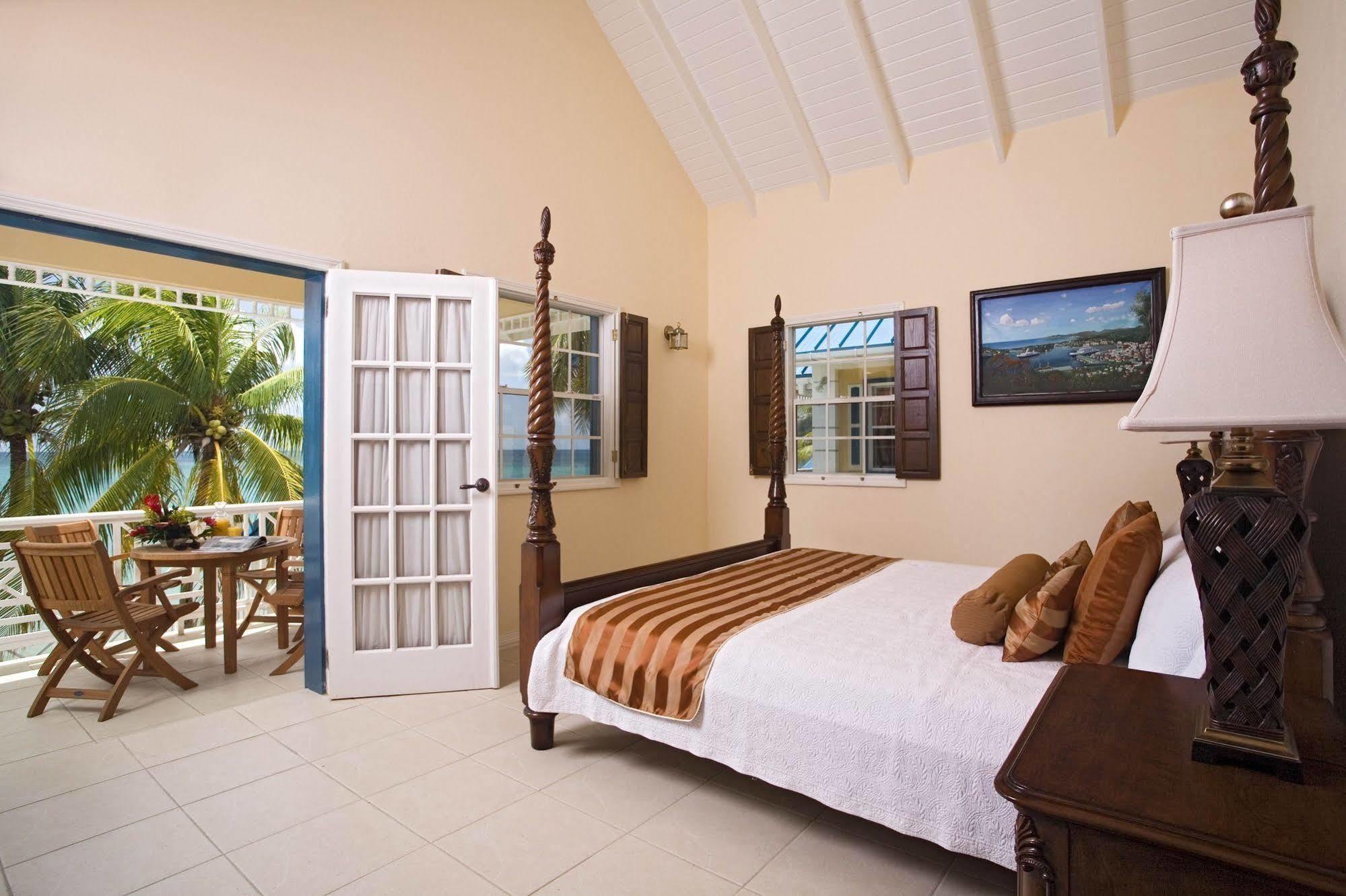 Villa Beach Cottages Resort
