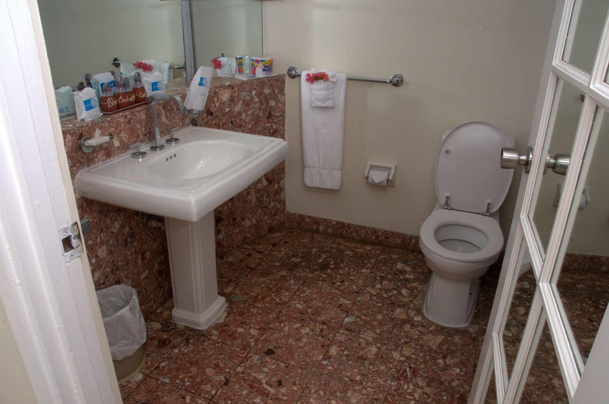 Mango Bay Hotel 4*
