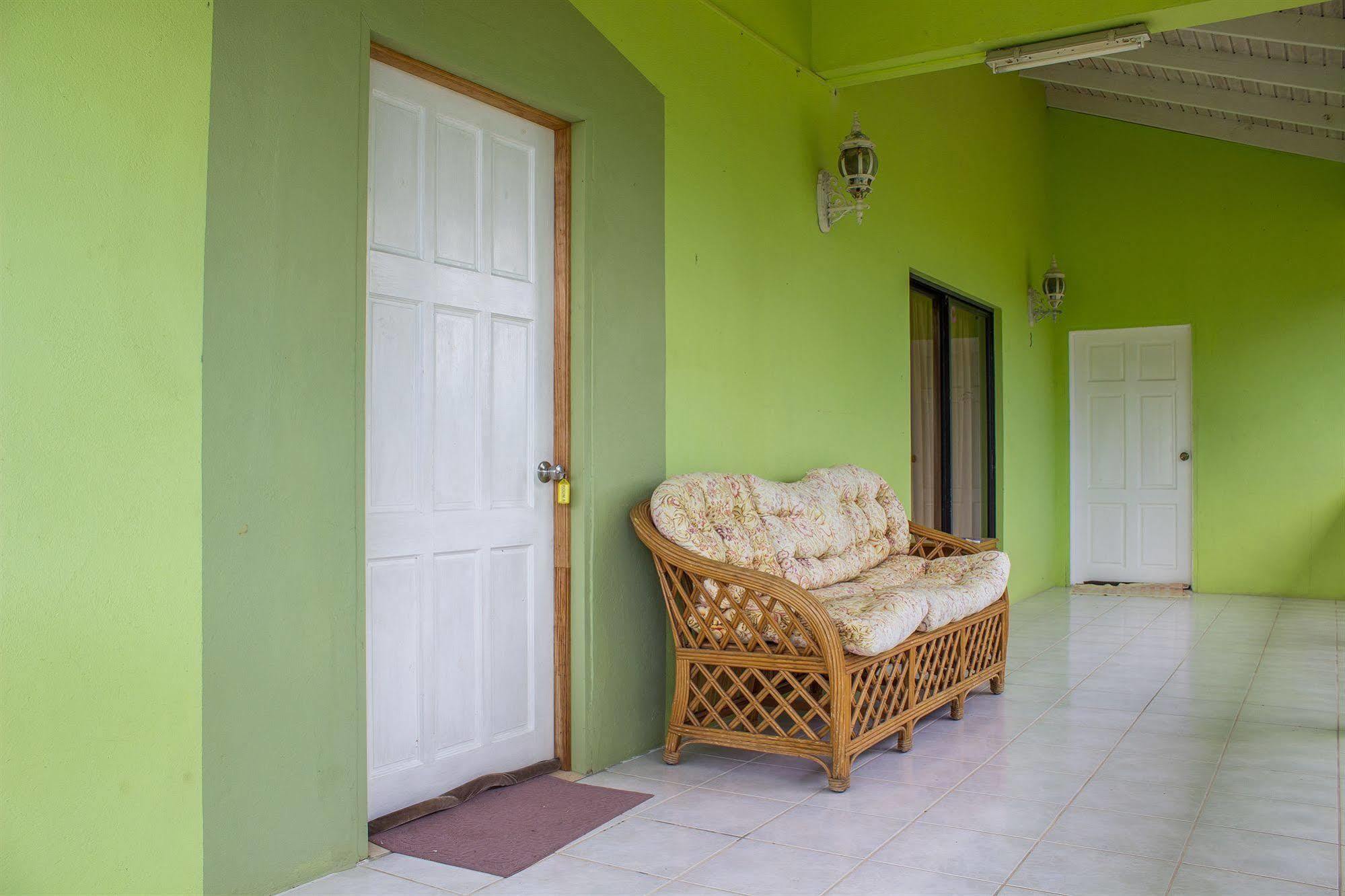 Guest house Hewanorra Gardens 2*