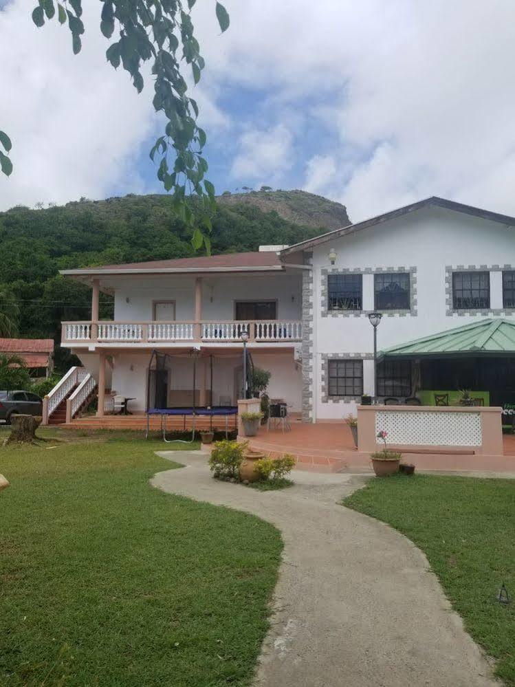 Guest house Hewanorra Gardens 2*