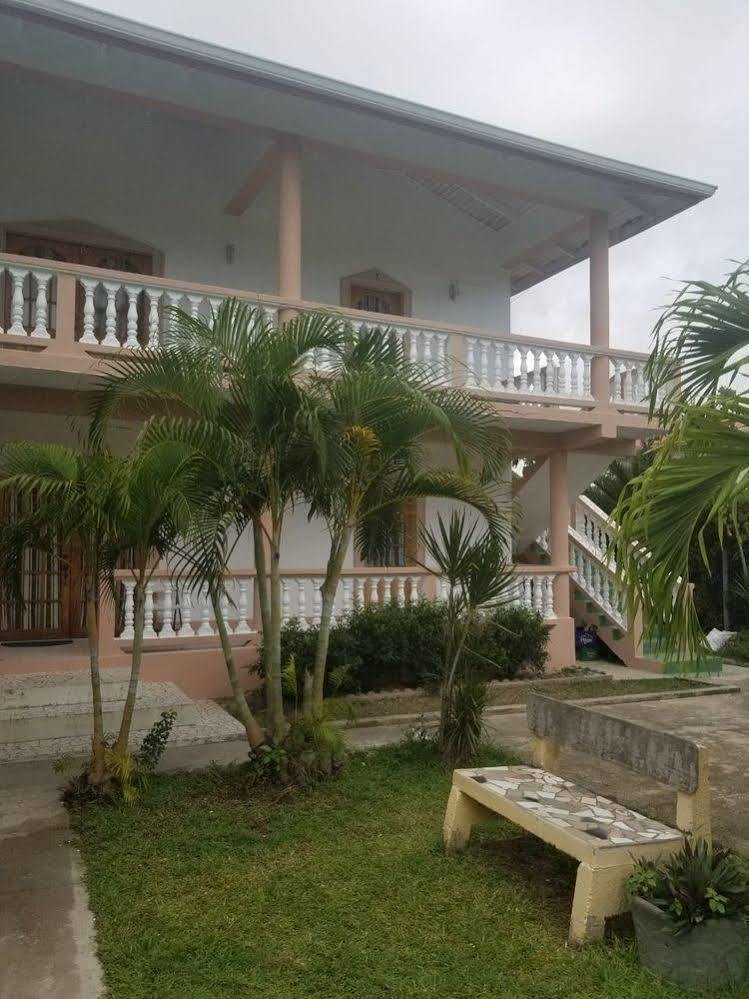 Hewanorra Gardens 2*
