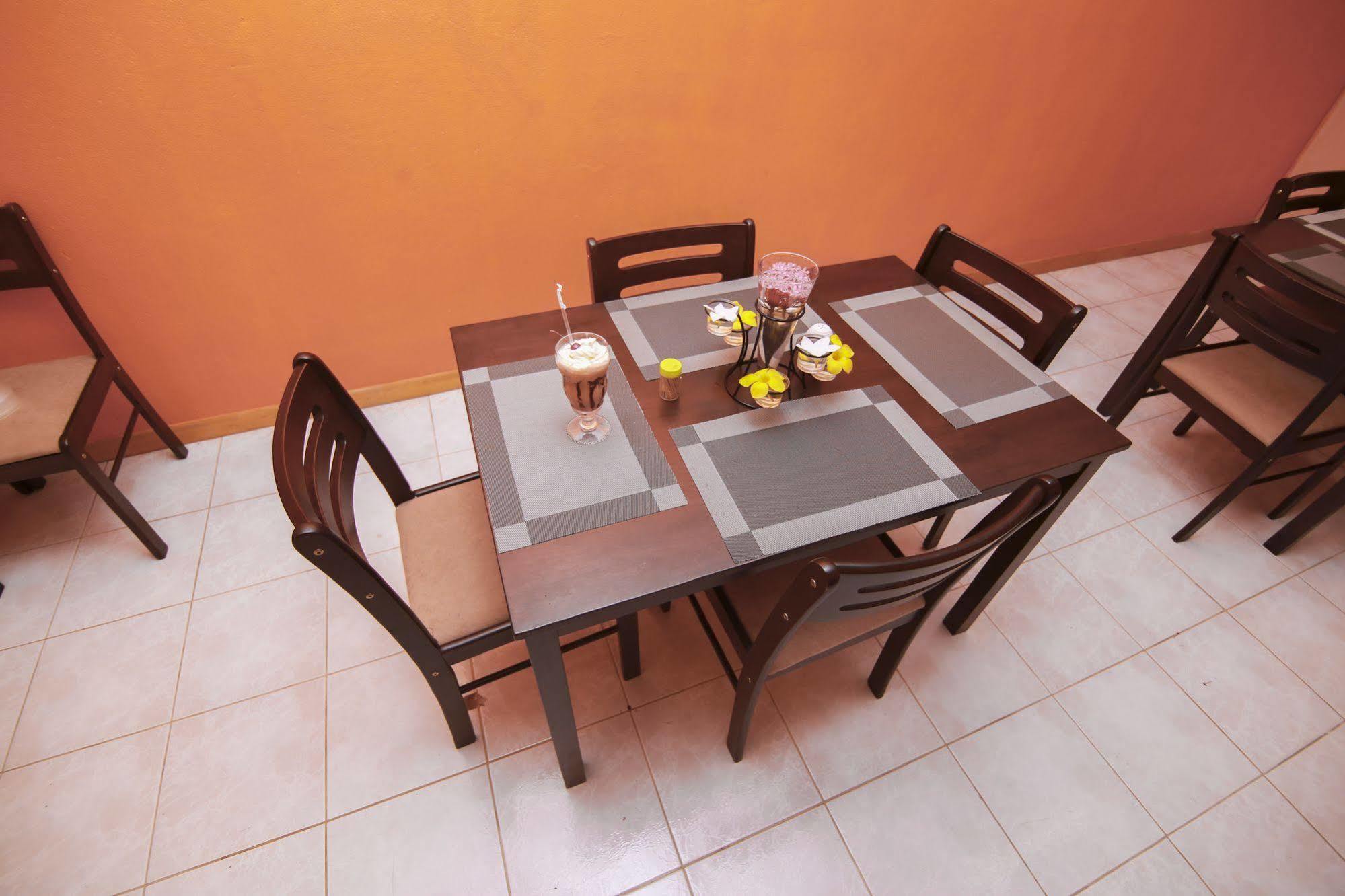 Hewanorra Gardens Guest house 2*