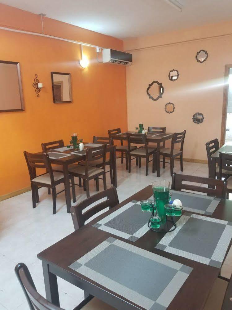 Hewanorra Gardens Guest house 2*