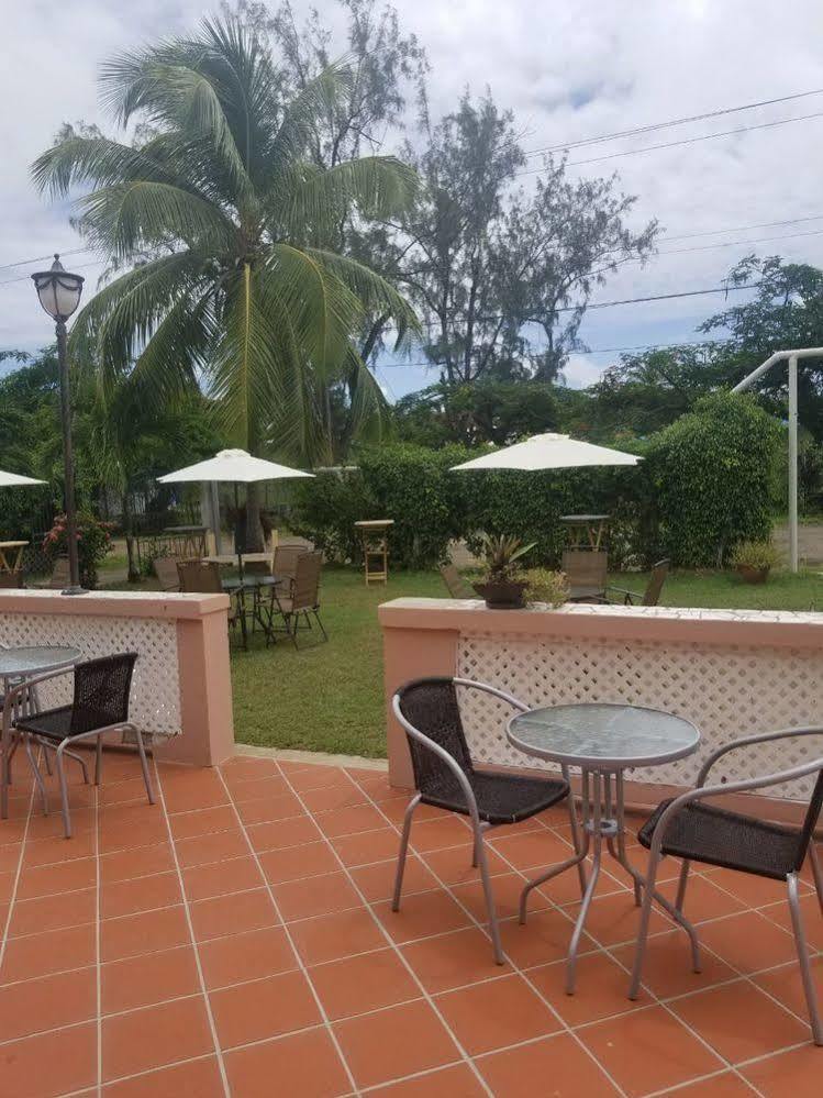 Guest house Hewanorra Gardens 2*