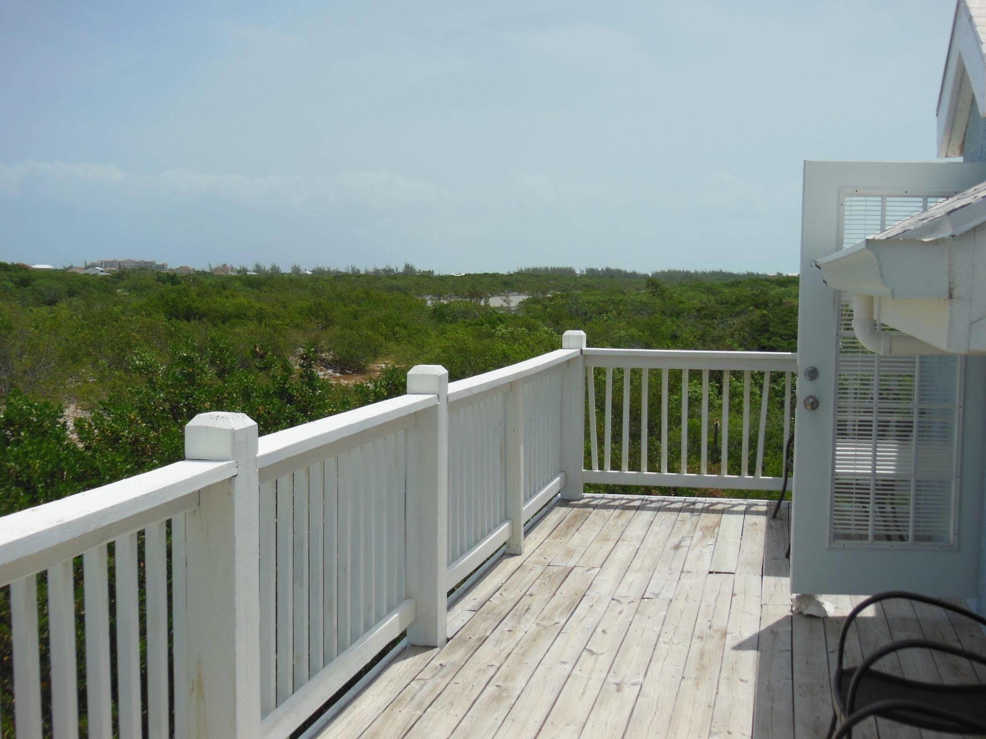 Carib Club Apartment