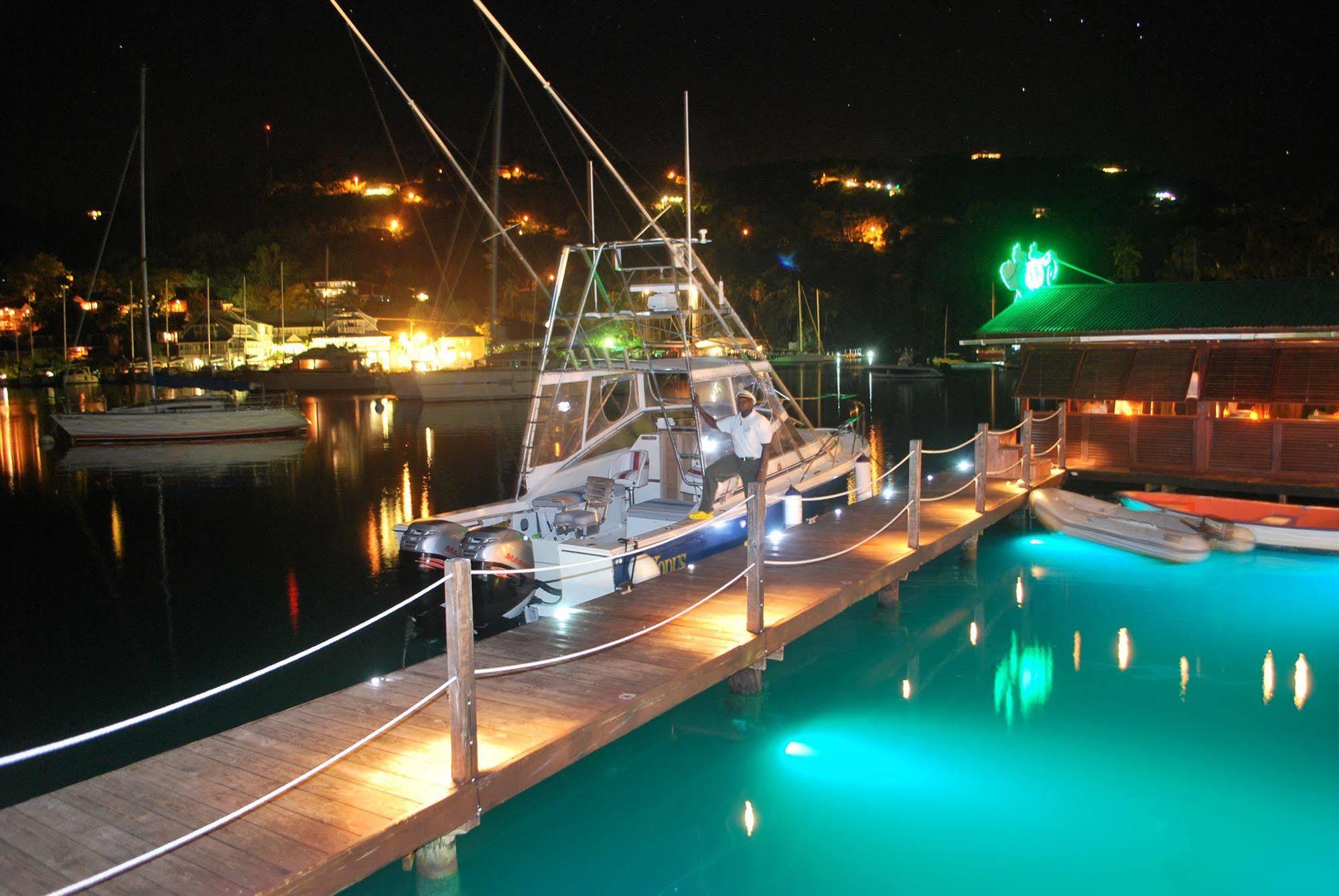 Mango Beach Bed & Breakfast Marigot Bay