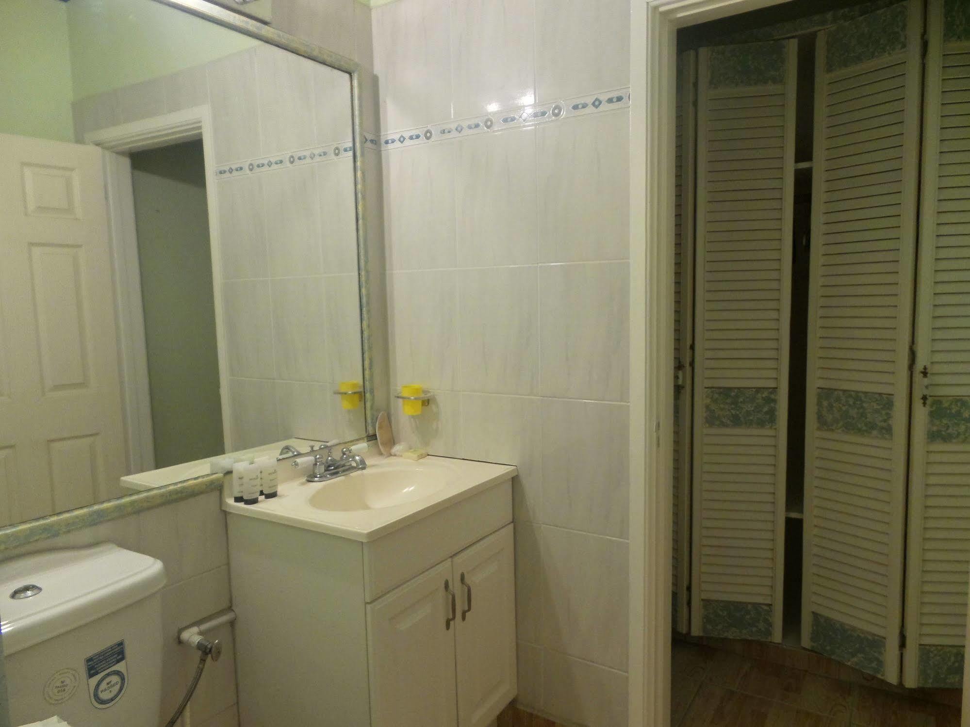 Hotel Rnm The Clubhouse 3*
