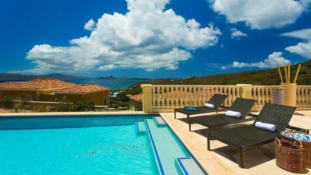 Sirenusa Villa *