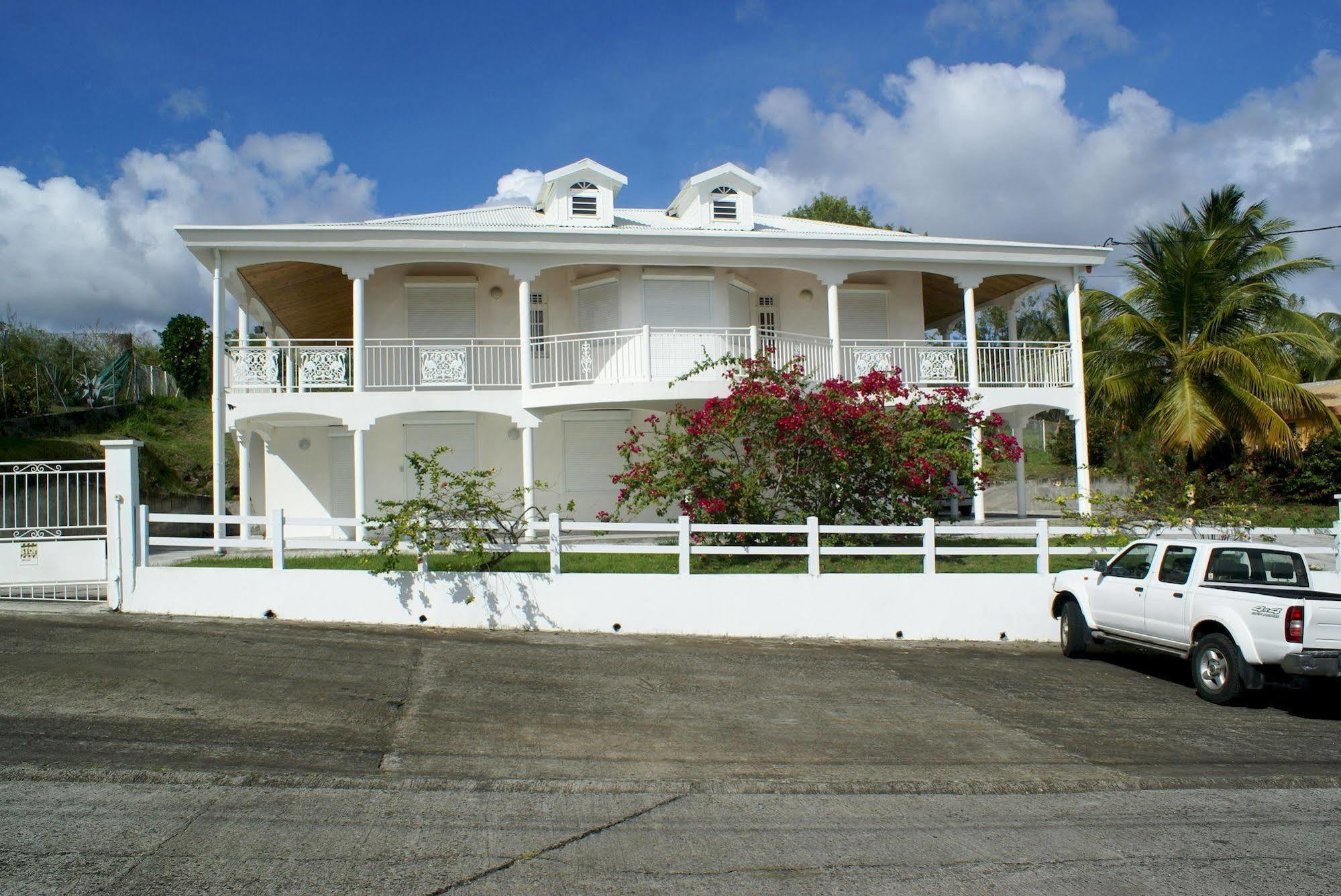 Le Panoramique Hotel 3*