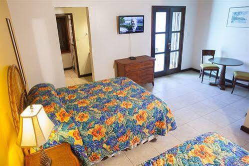 Nanny Cay Hotel 3*