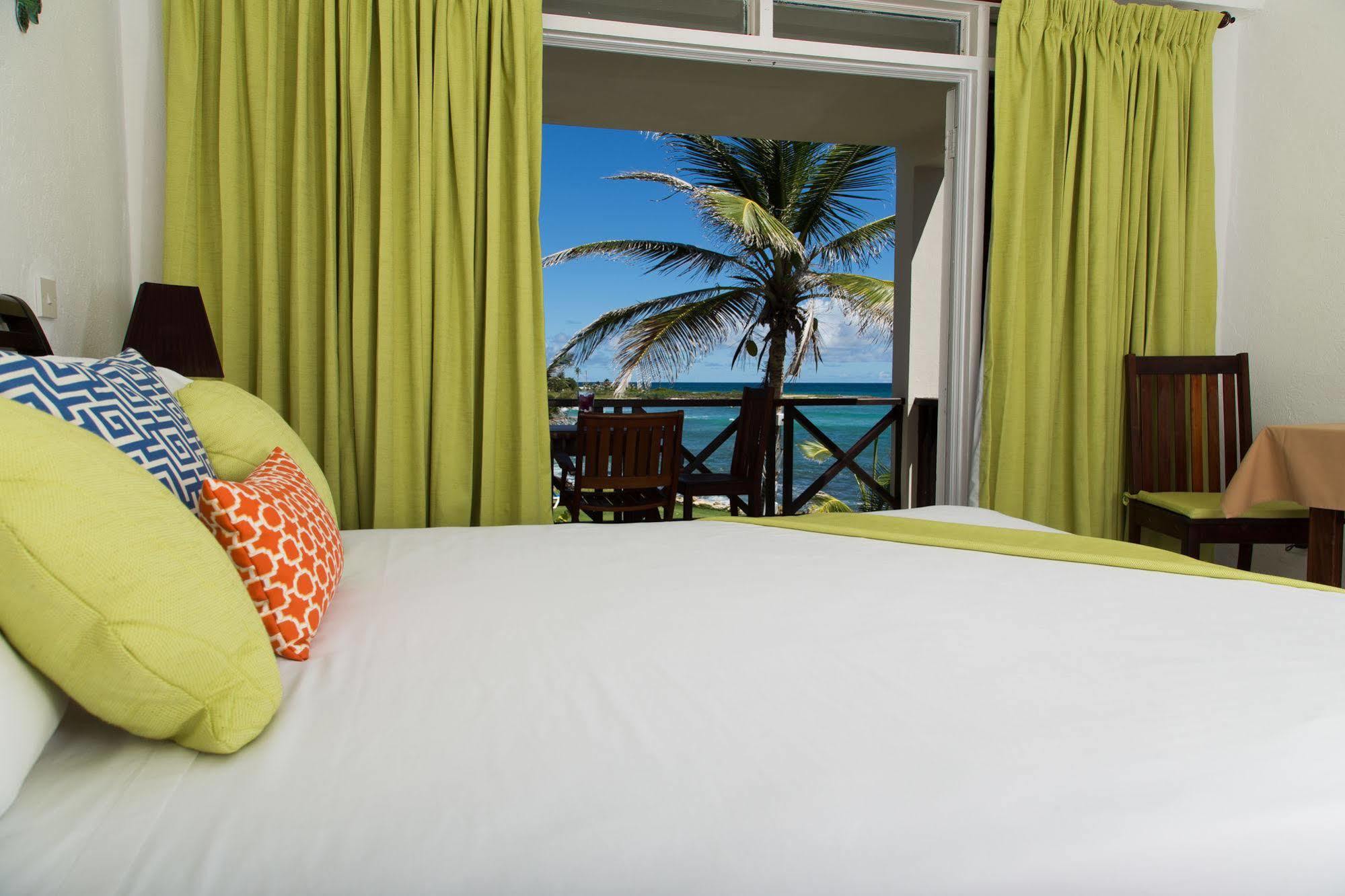 Ocean Spray Apartment