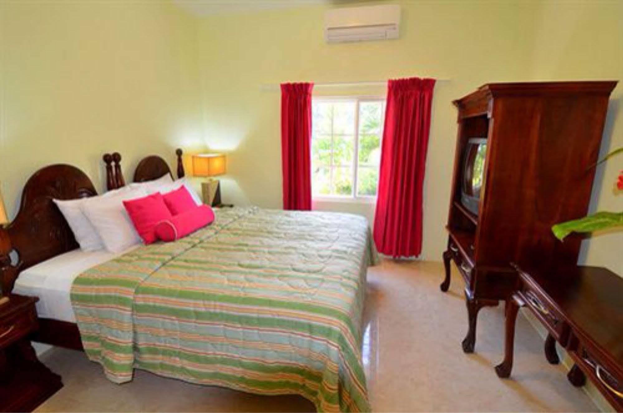 Hotel Bay View Eco & 3*