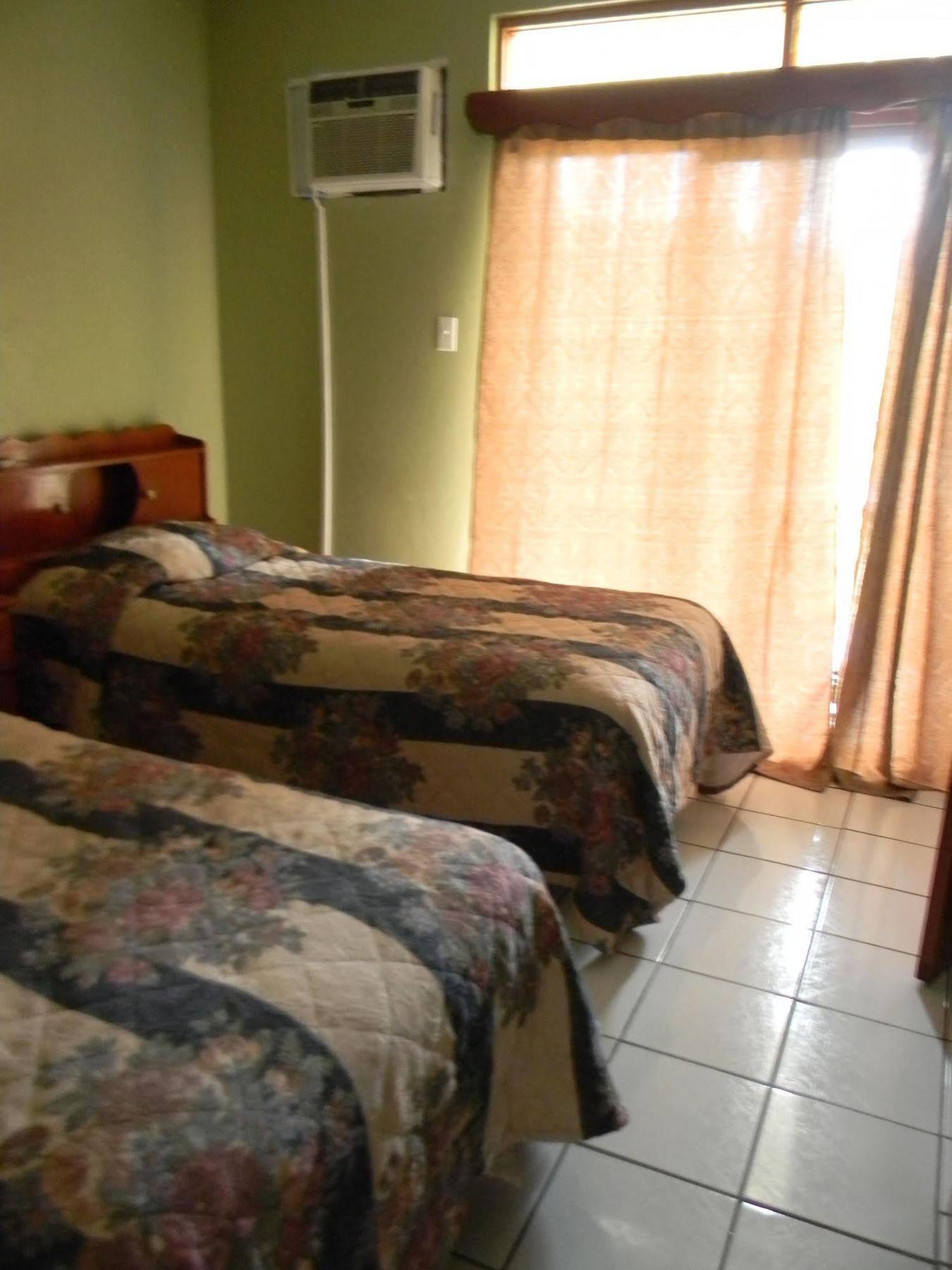 Castle Maria Hotel 2*