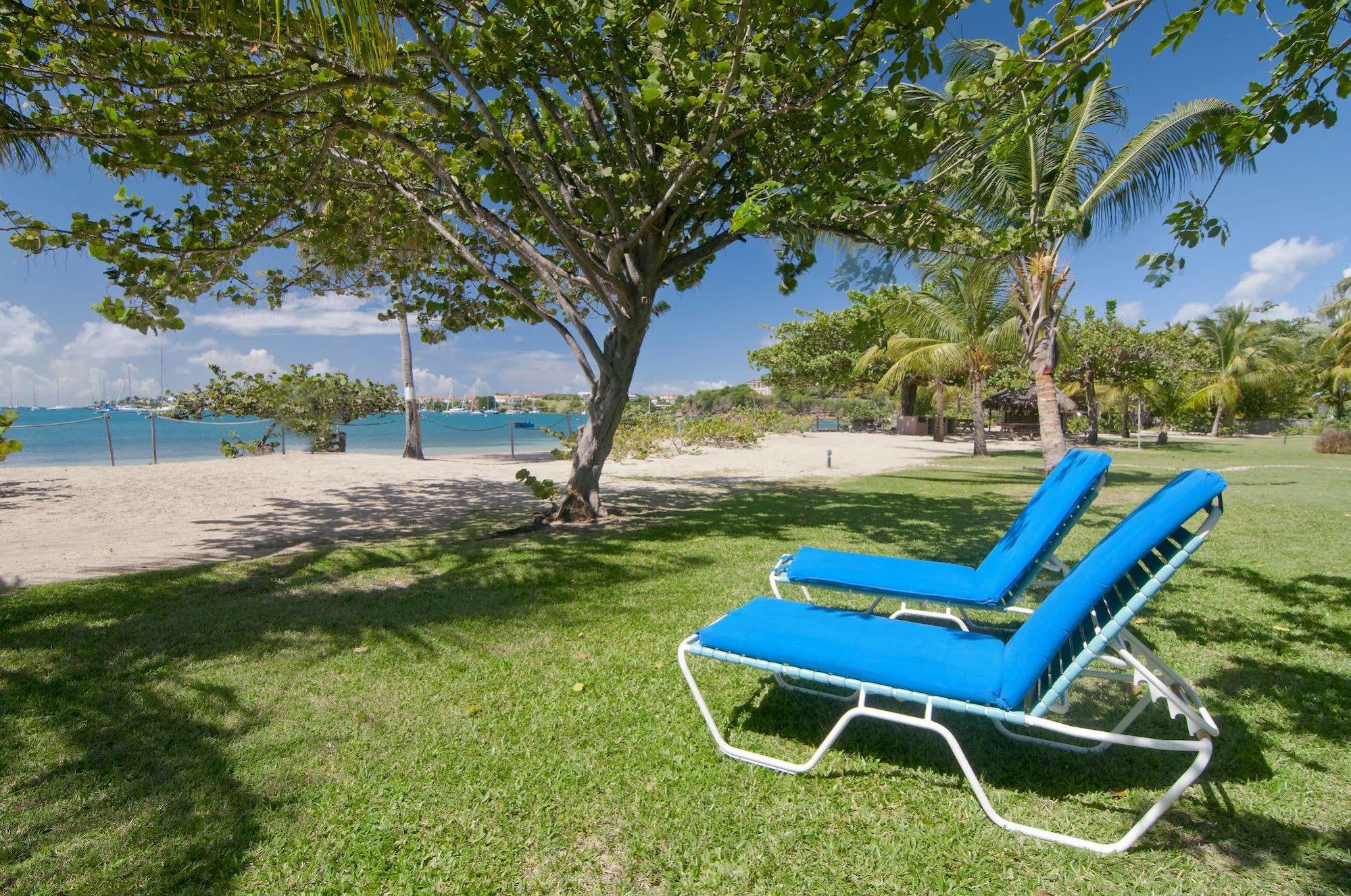 Lance Aux Epines Cottages 2*