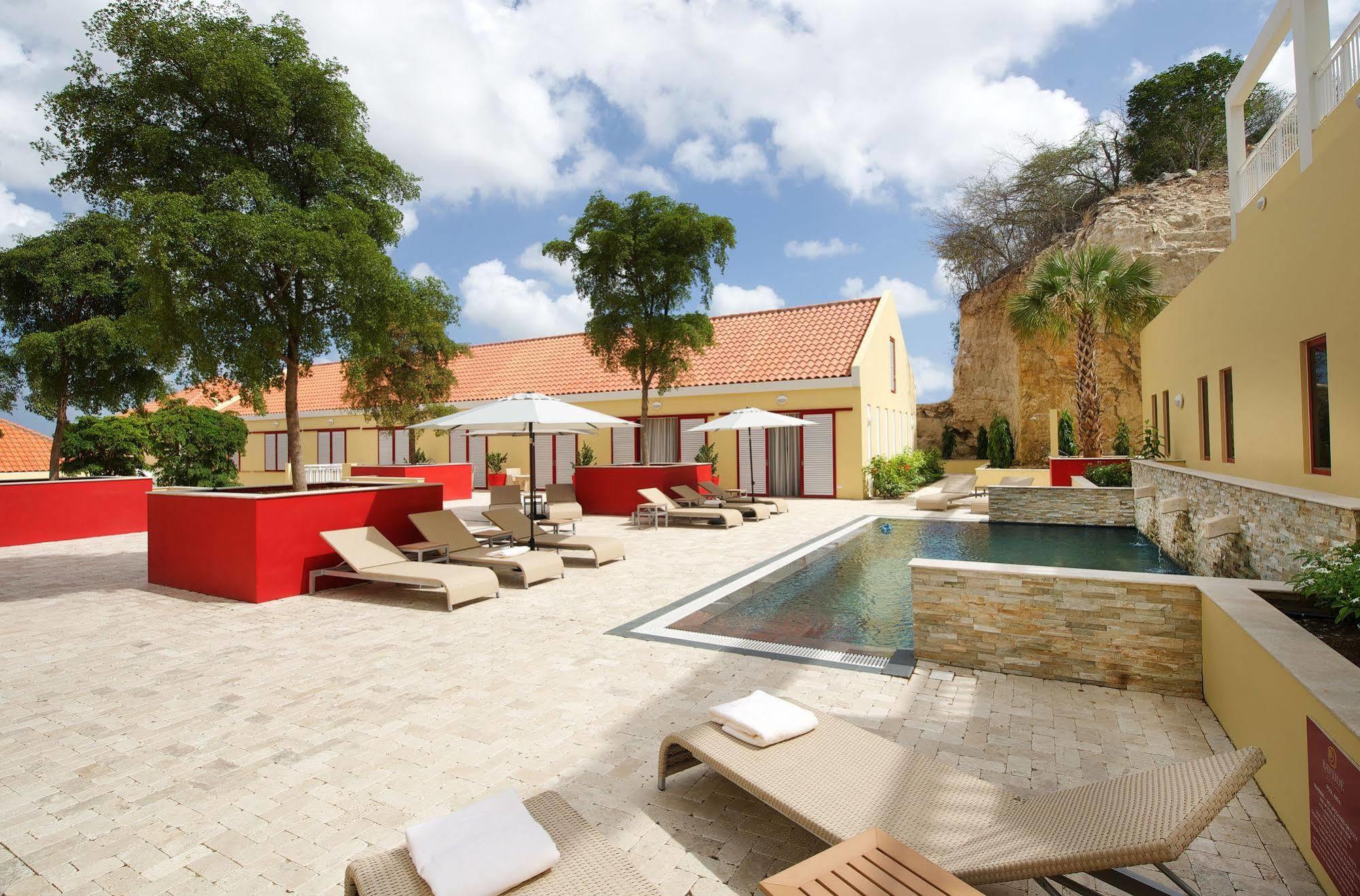 Bayside Boutique - Blue Bay Golf & 4* Sint Michiel