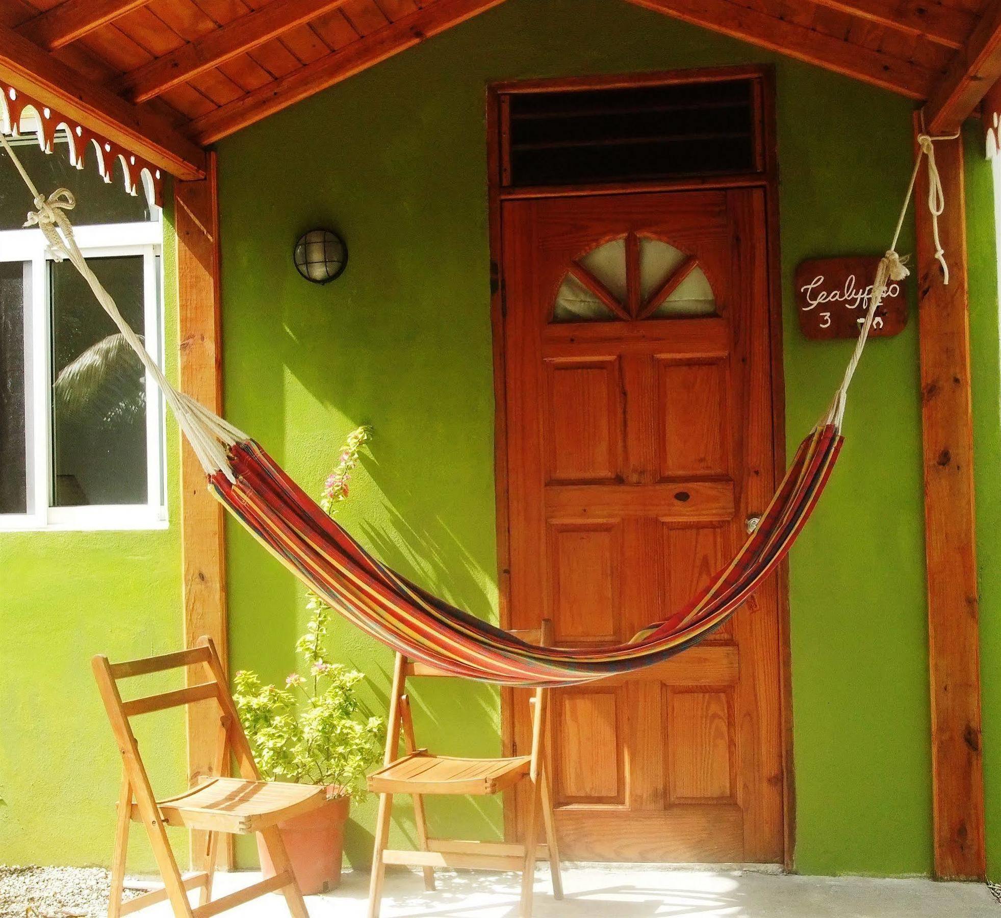 Serenity Dominica Lodge Marigot