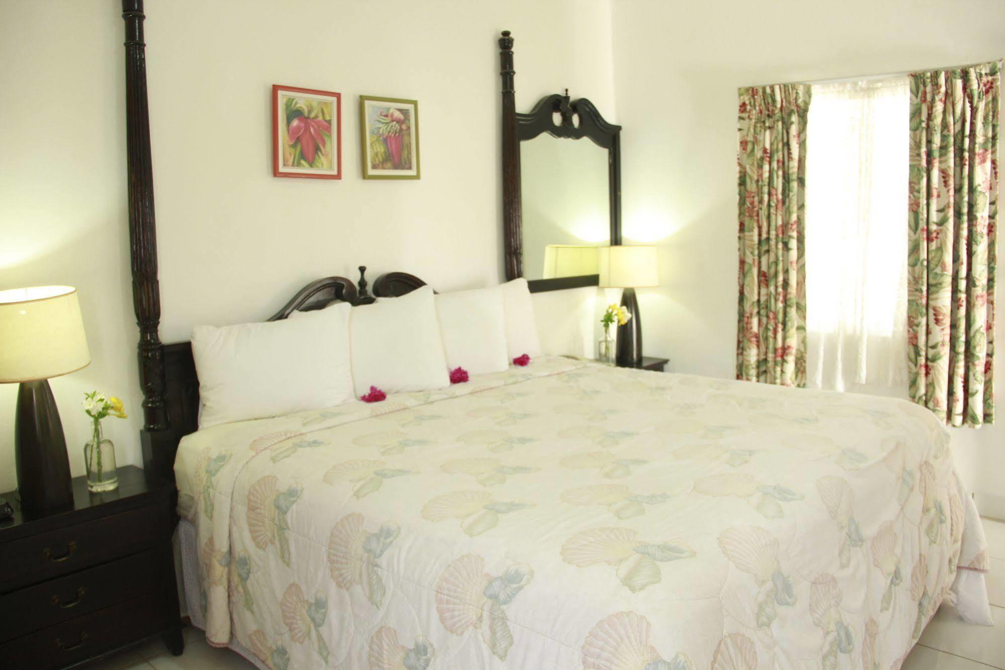 Gem Hotel