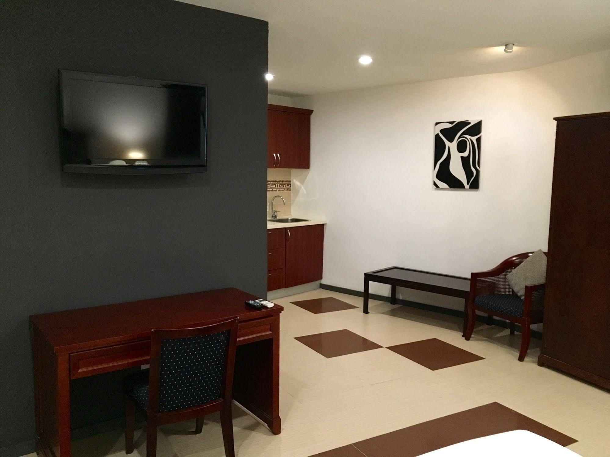 Hotel Curacao 3*