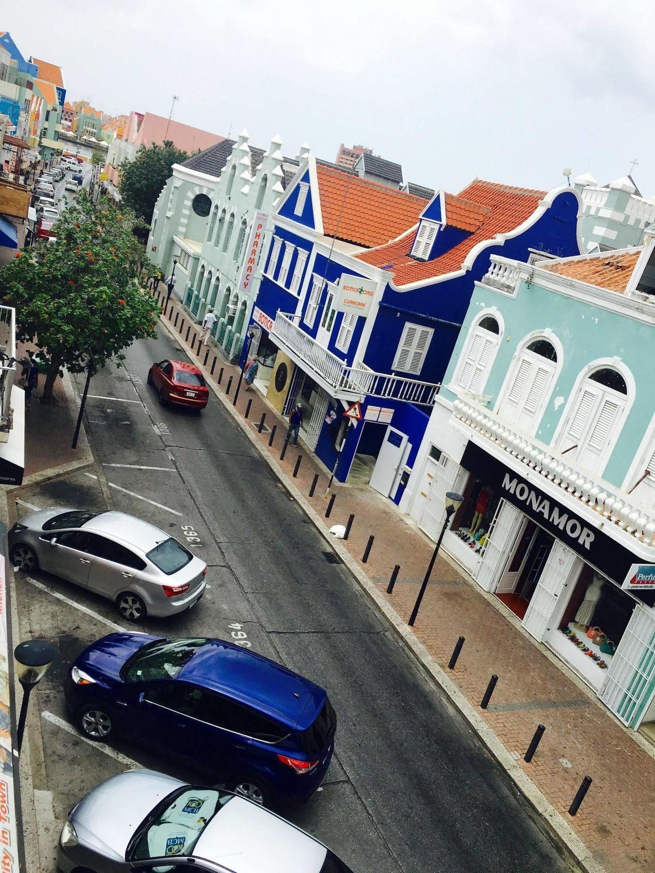 Hotel Curacao