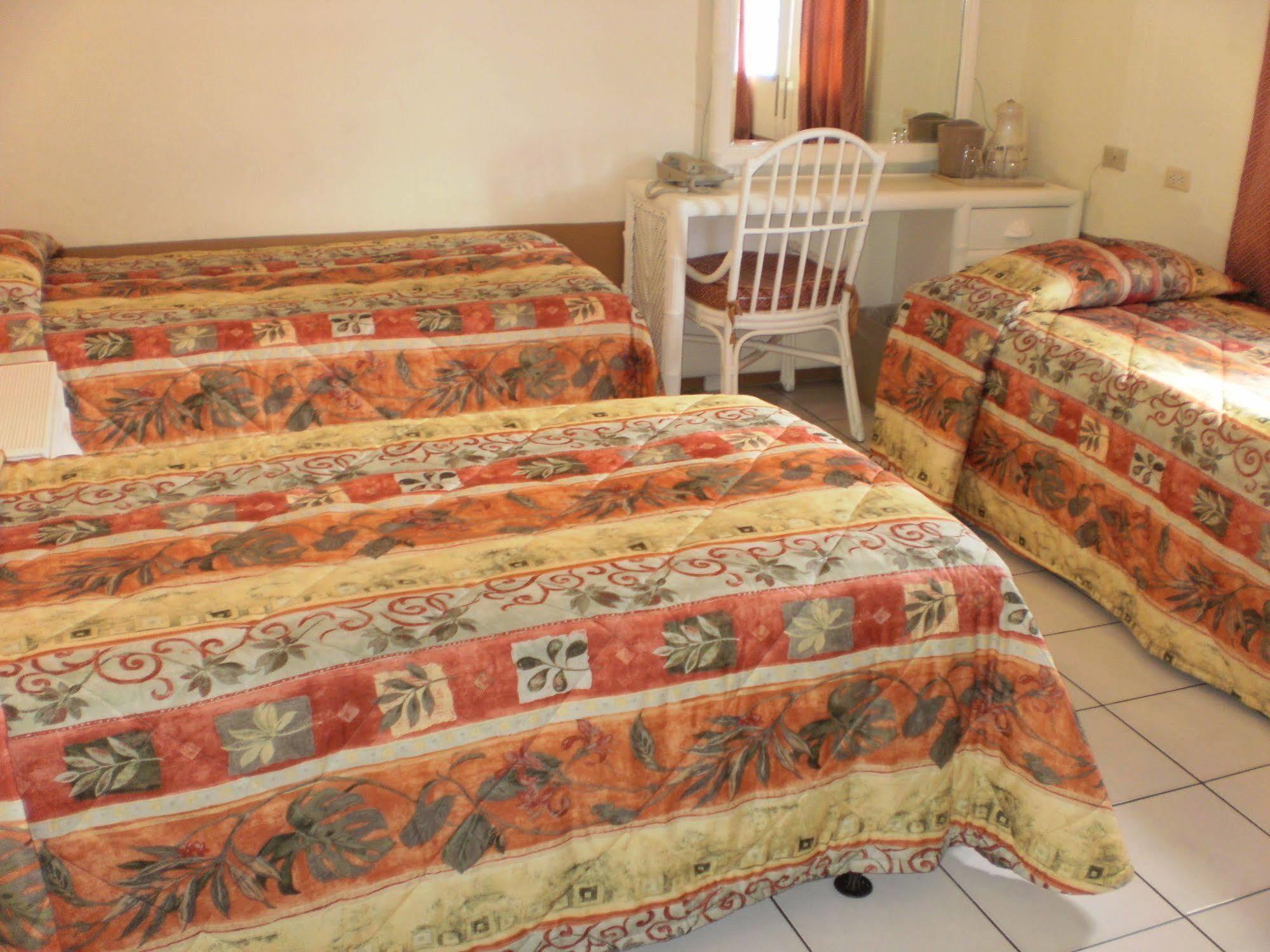 Seaview 3*