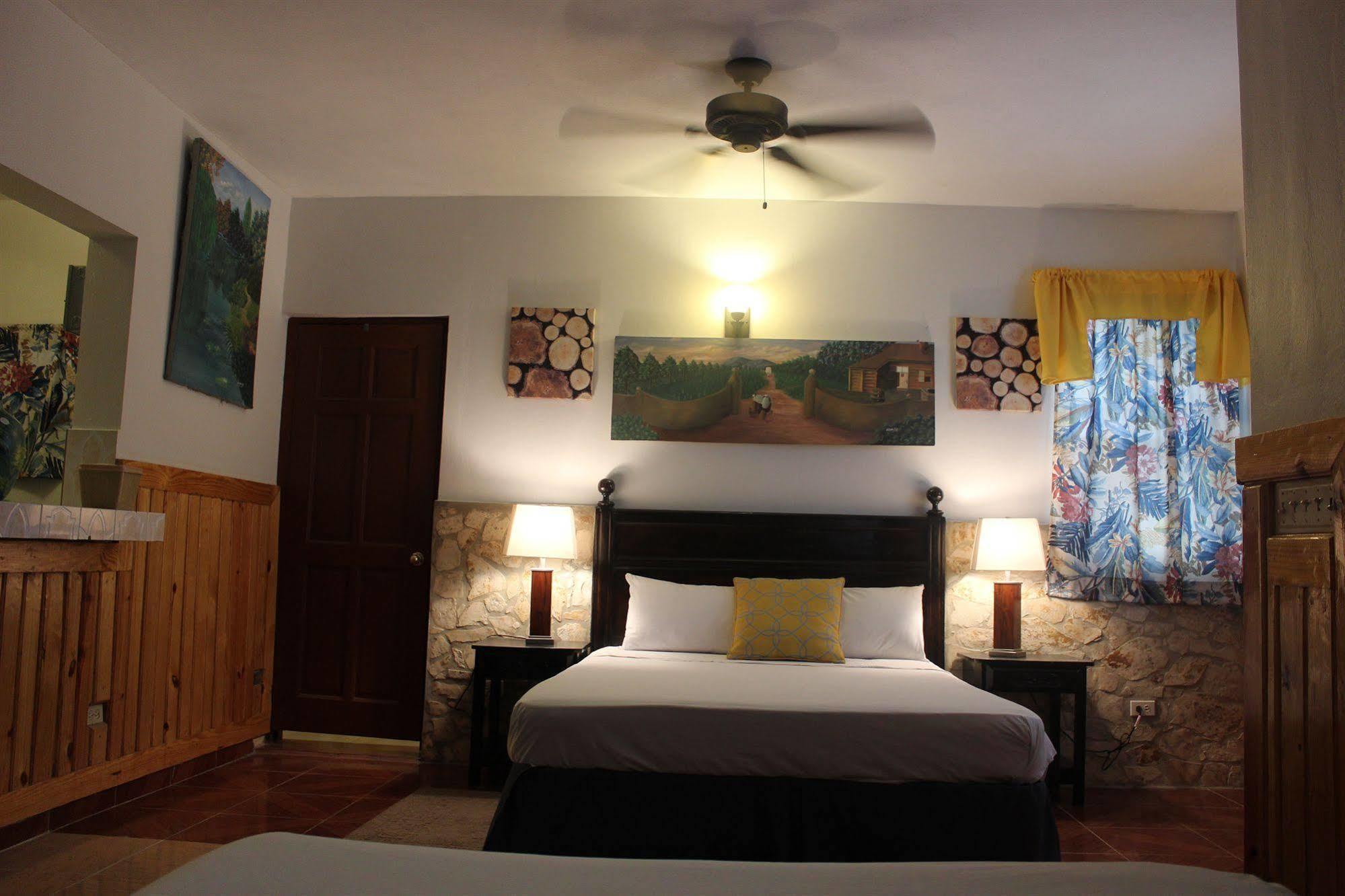 Metro Residences Hotel 3*