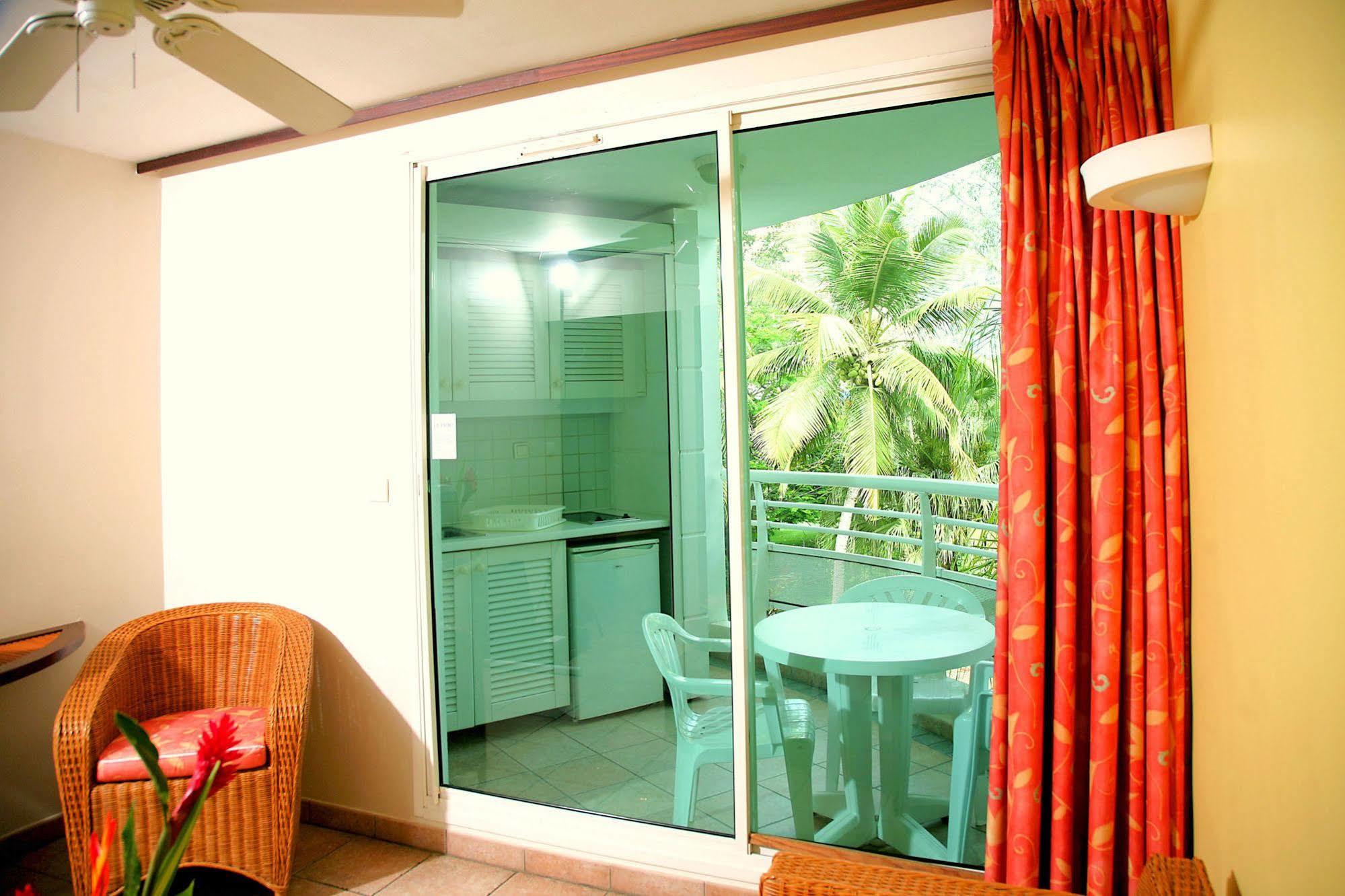Prao Hotel 3*