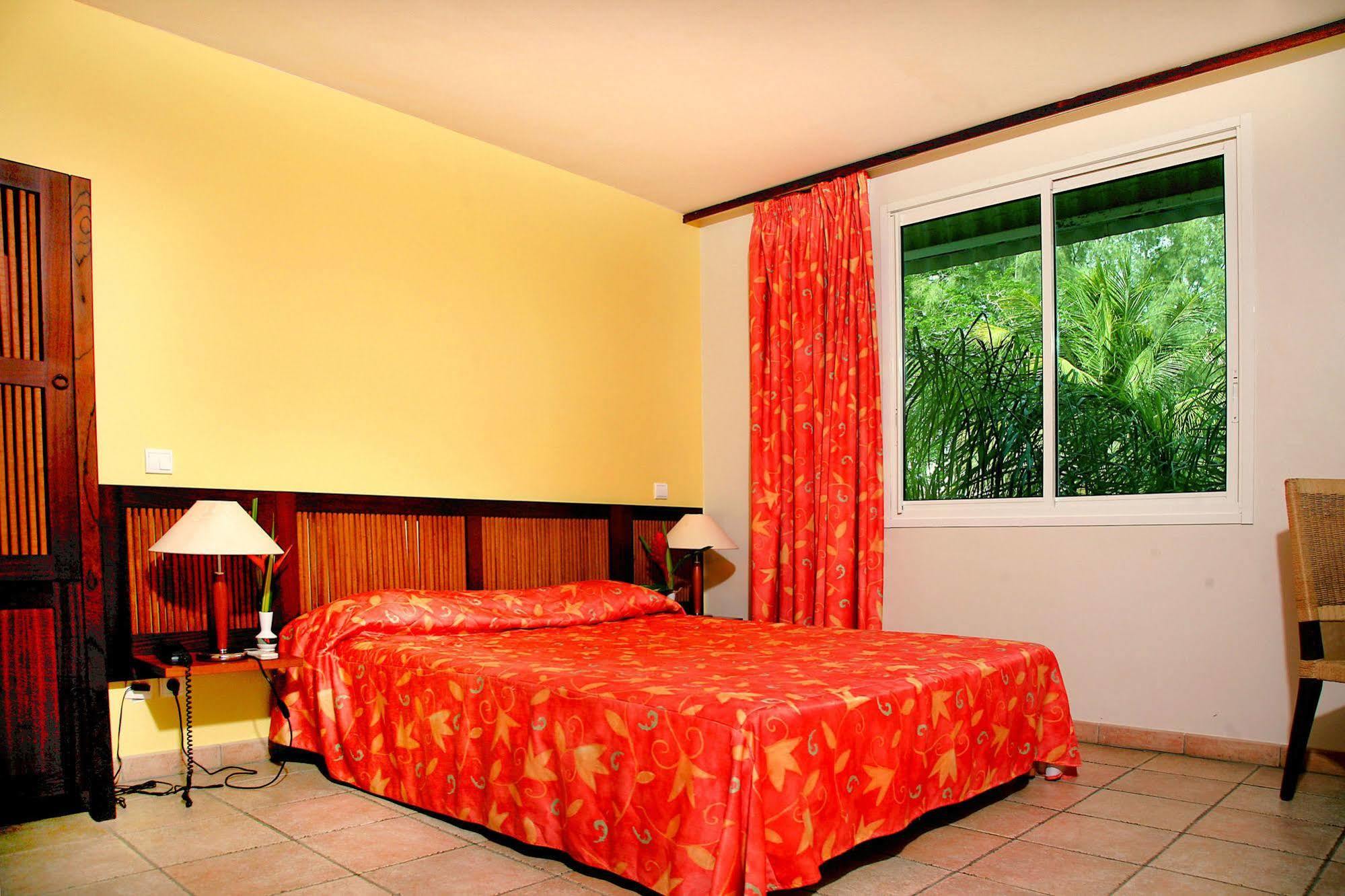 Hotel Prao Le Gosier (Grande-Terre)