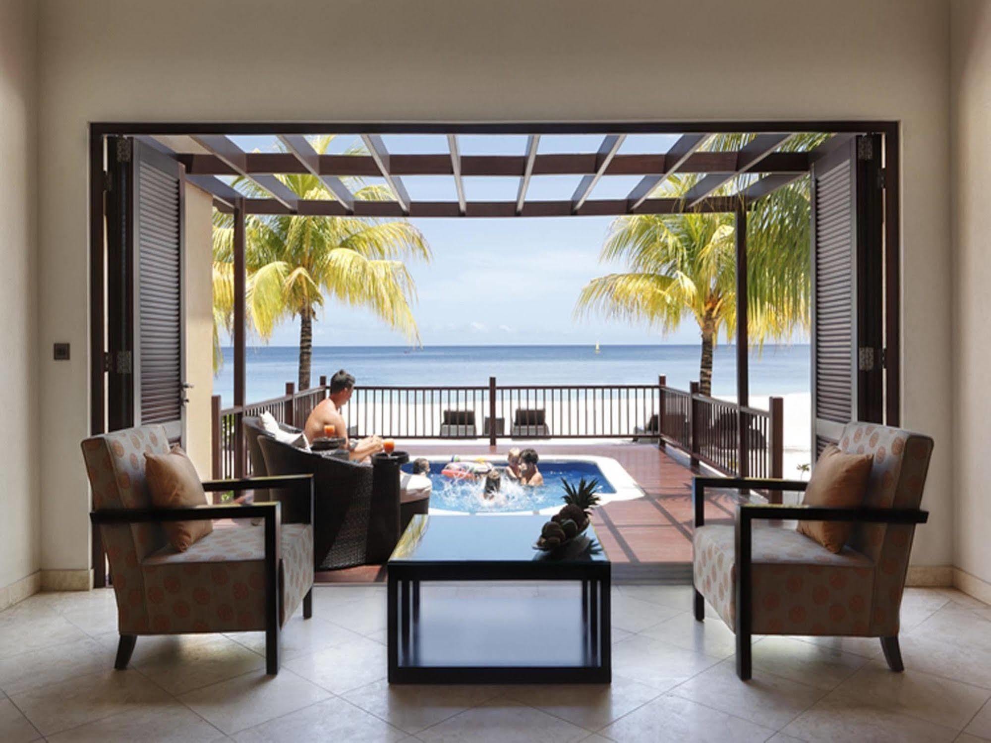 Resort Buccament Bay
