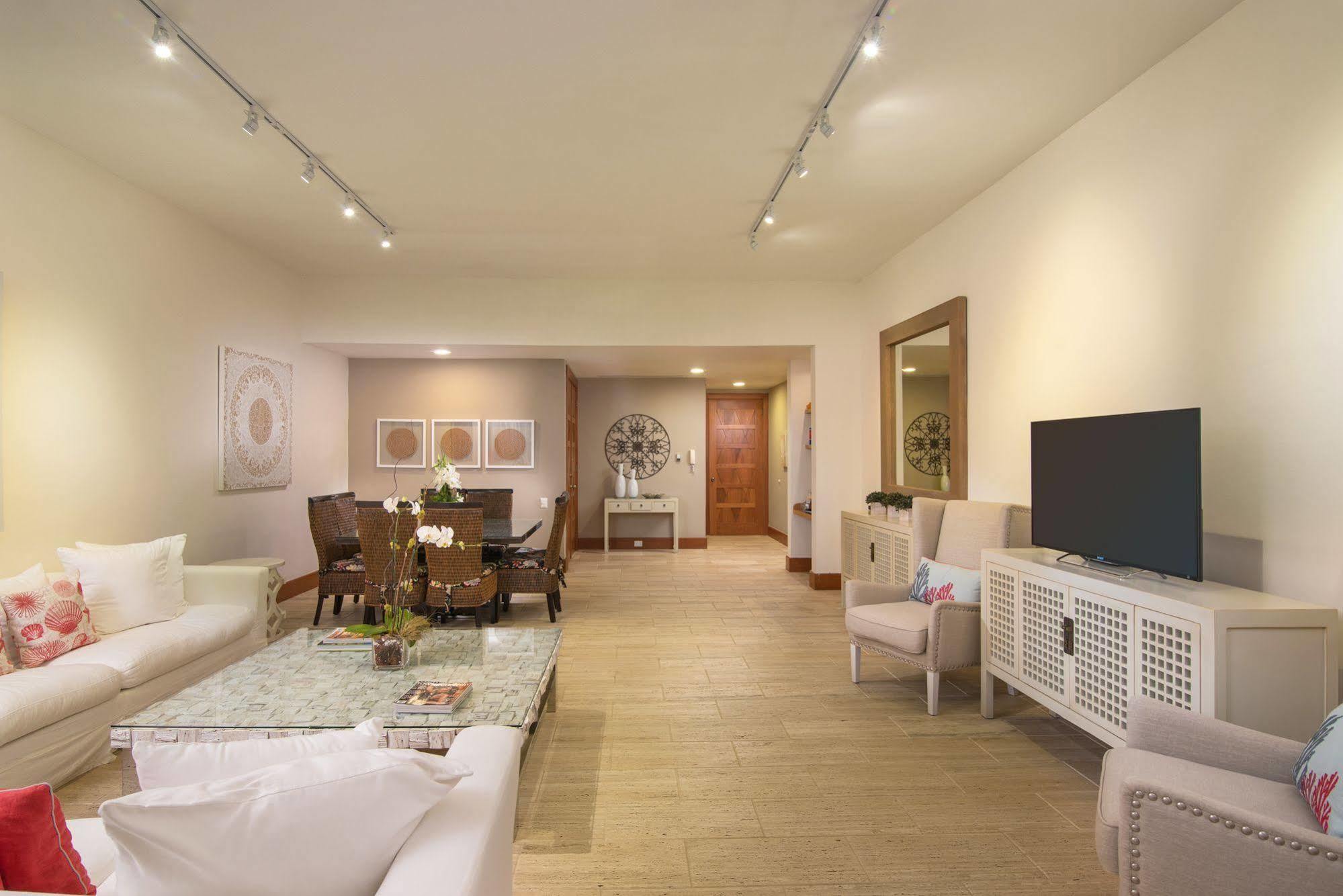 Los Altos Residences By Mint Aparthotel La Romana