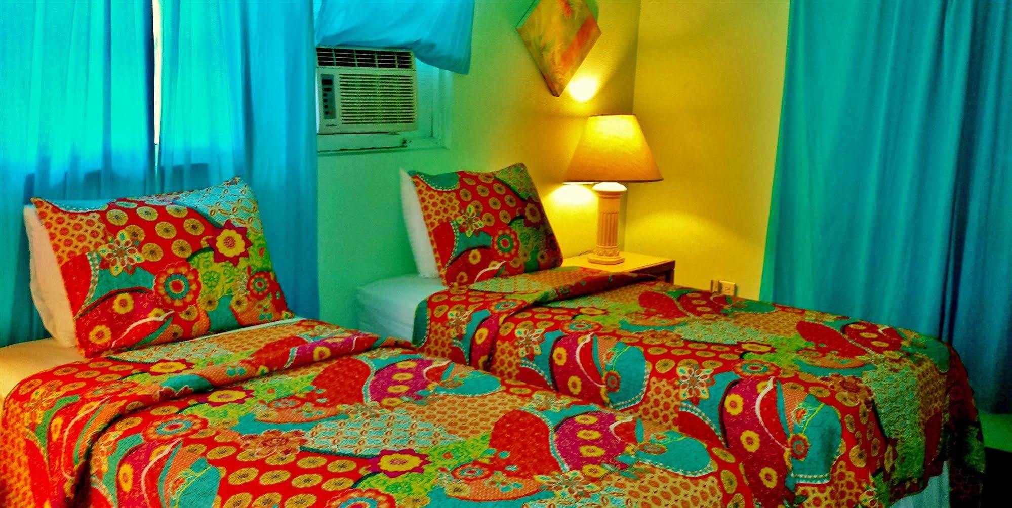 Eldemire's Tropical Island Inn