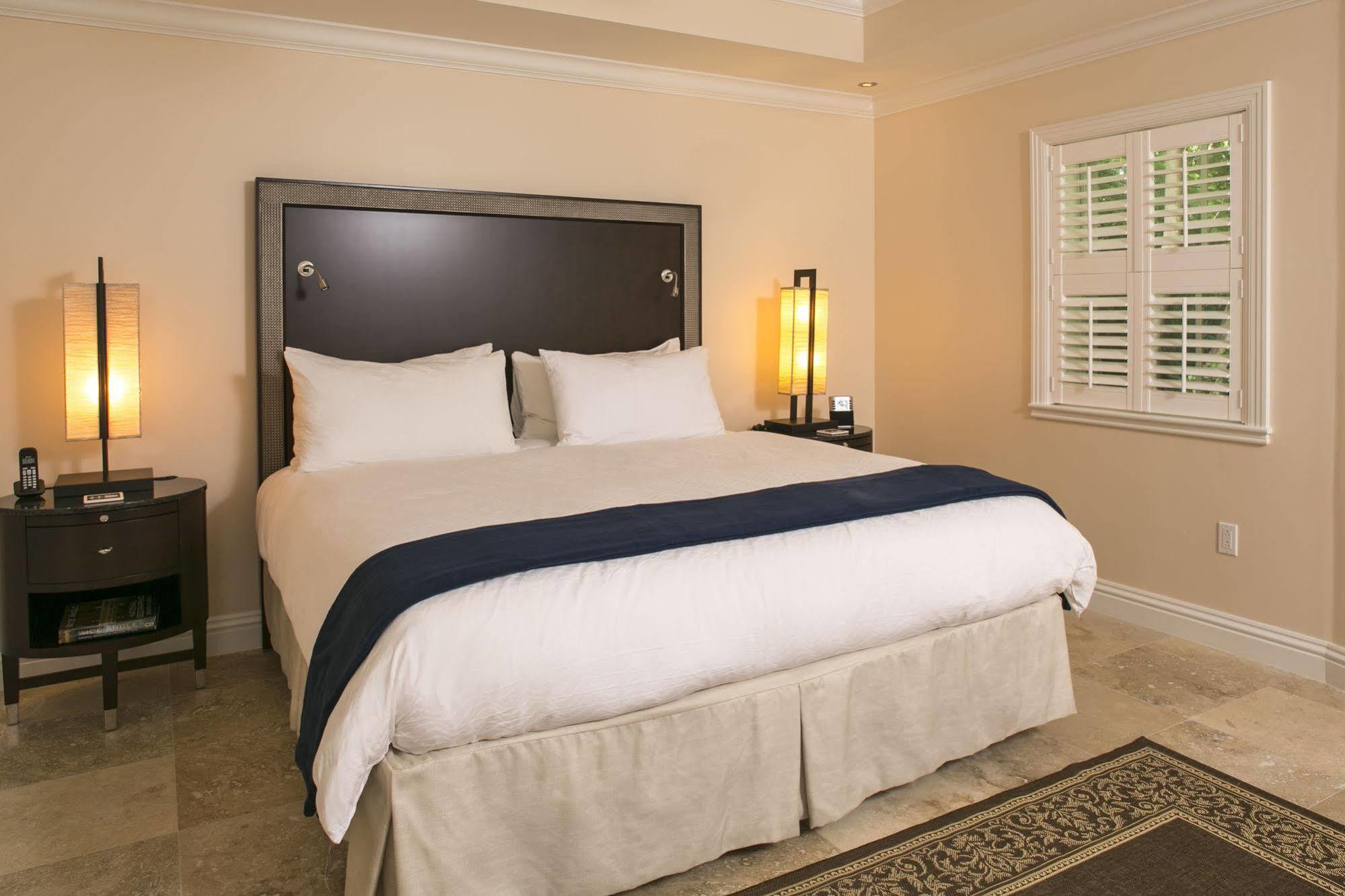 Grande Bay Hotel 4*
