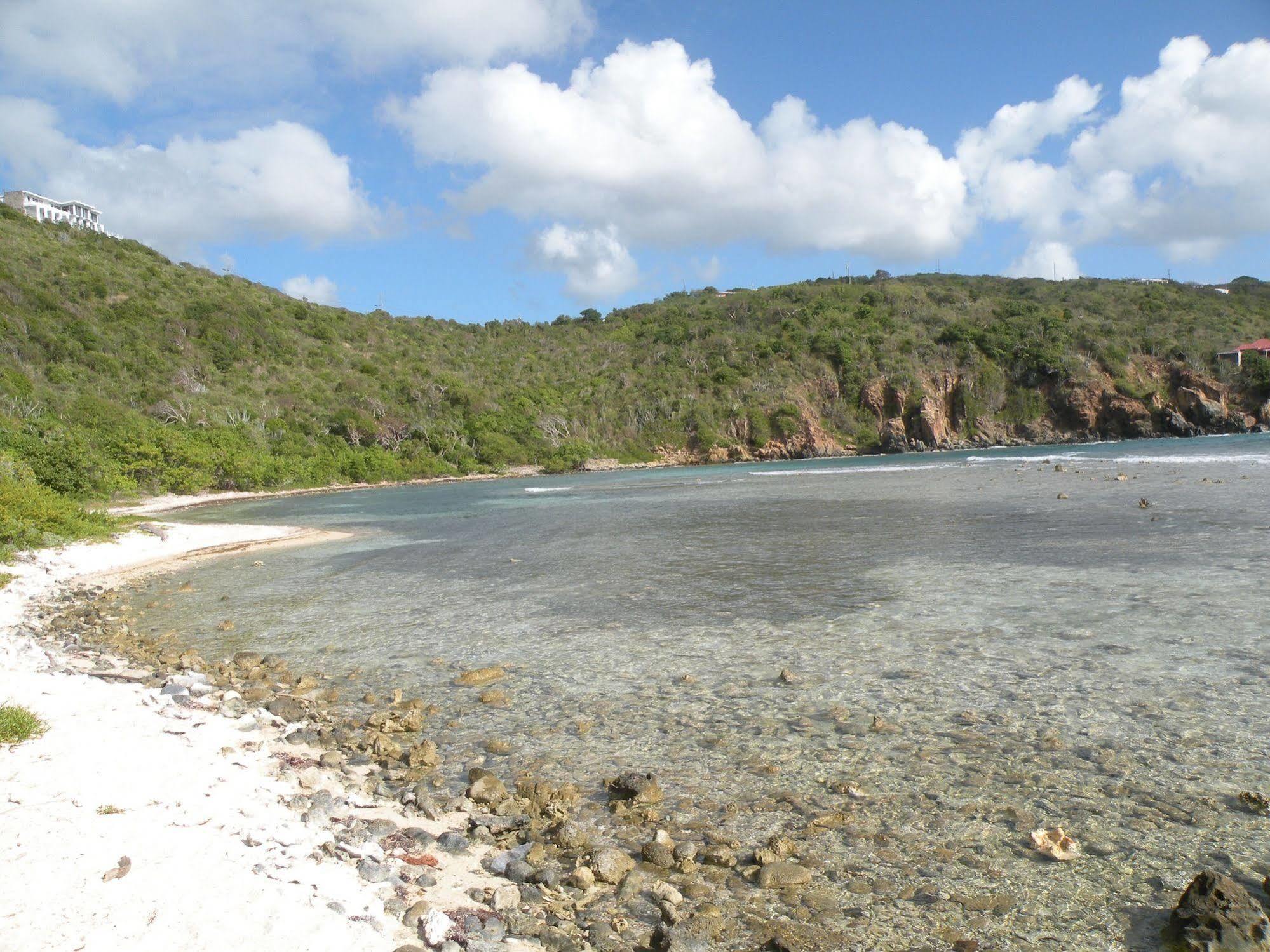 Virgin Islands 2* Water Island