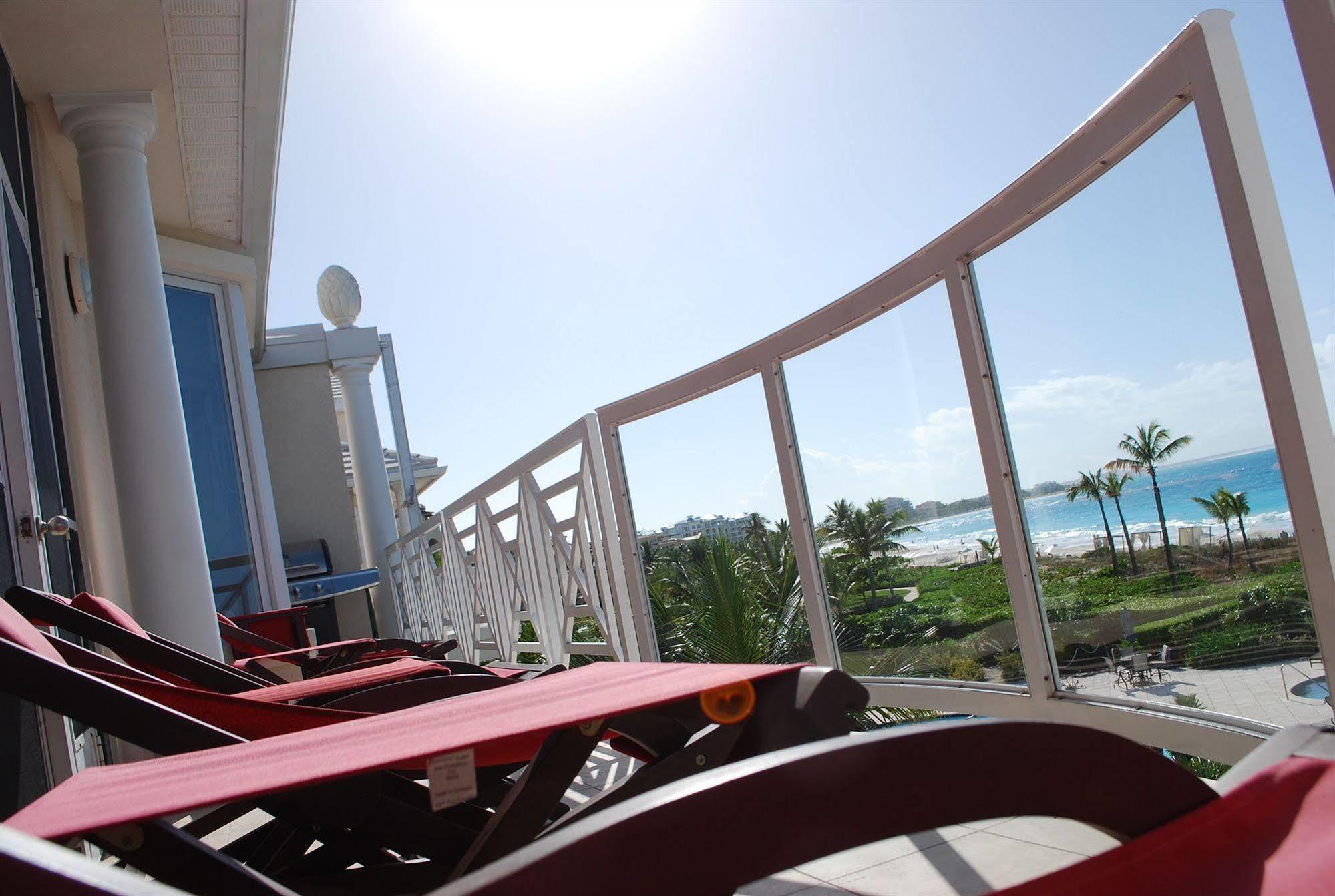 Hotel Grandview On Grace Bay