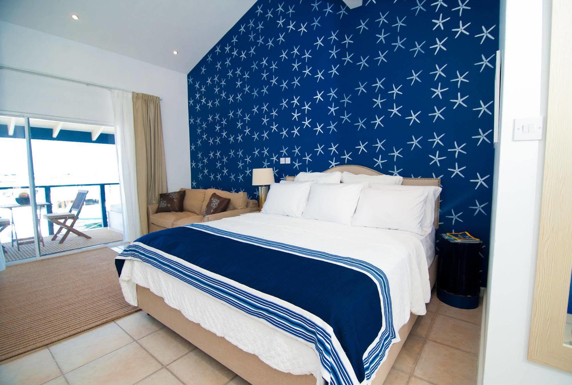 Blue Lagoon And Marina Ltd 4* Kingstown