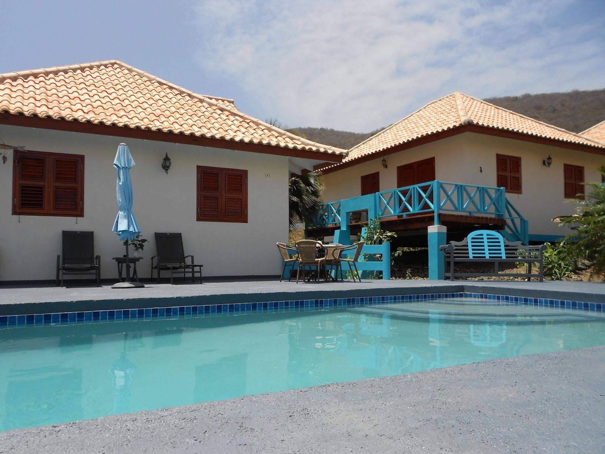 Aparthotel Botanique Bungalows Westpunt 3*