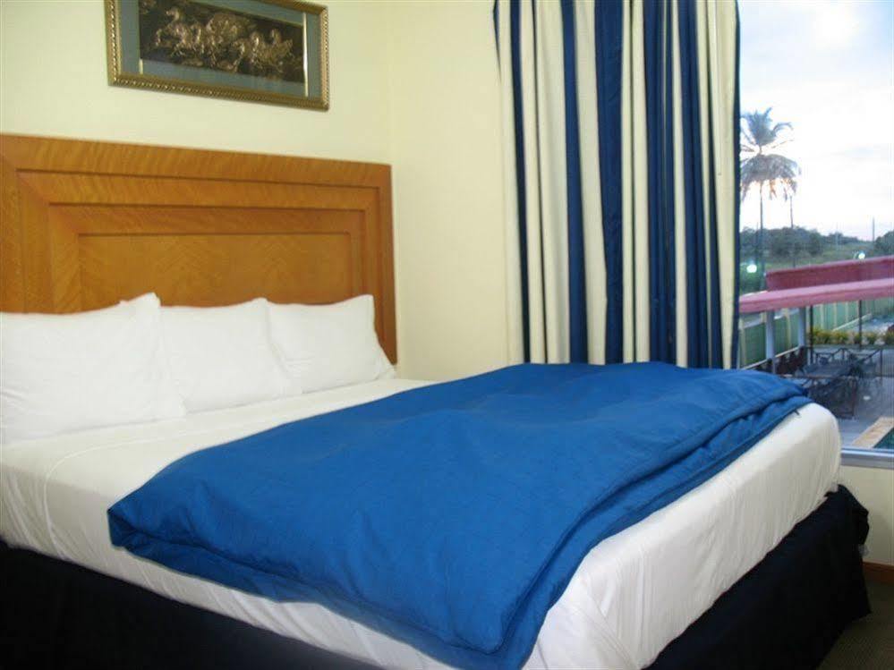 Airport Hotel