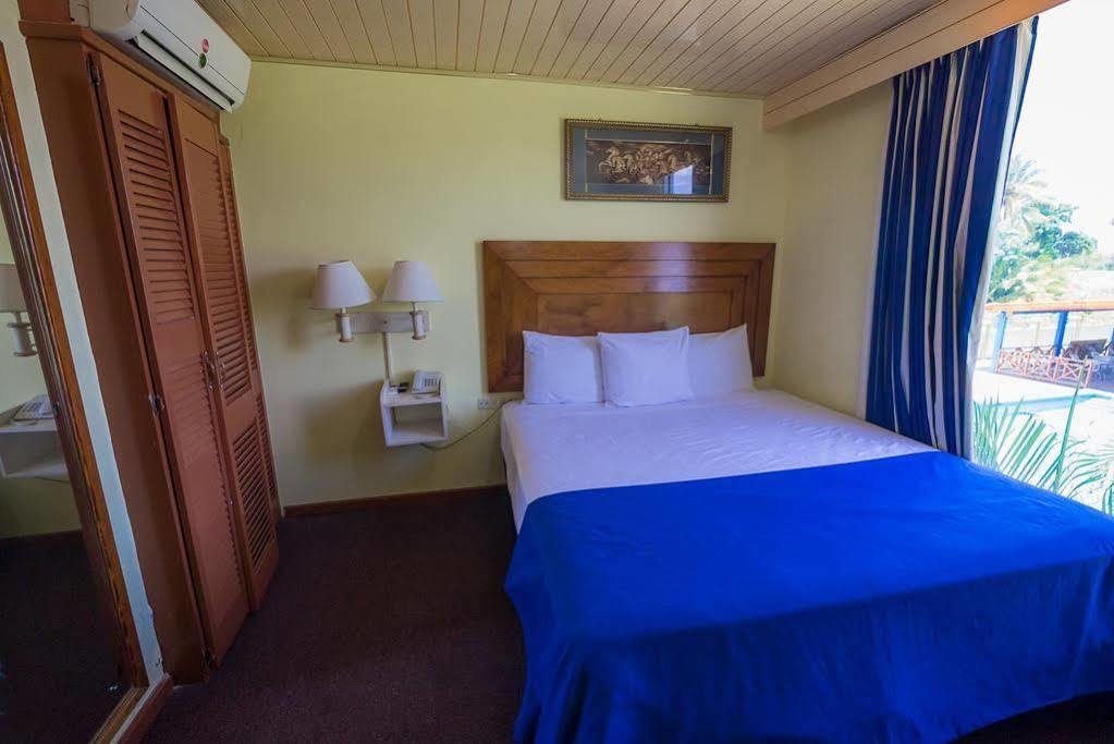 Hotel Airport Piarco