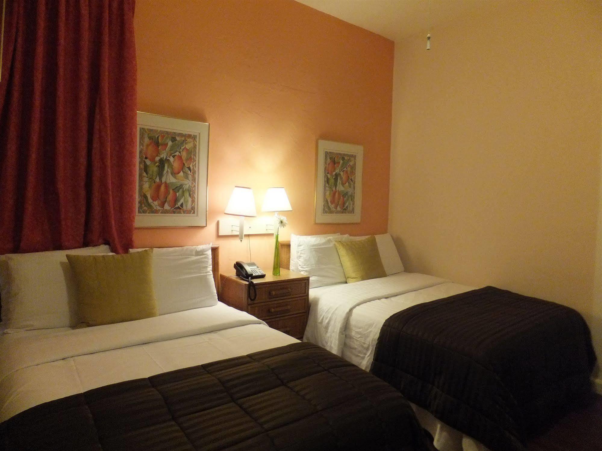 Hotel Canario Boutique 3*