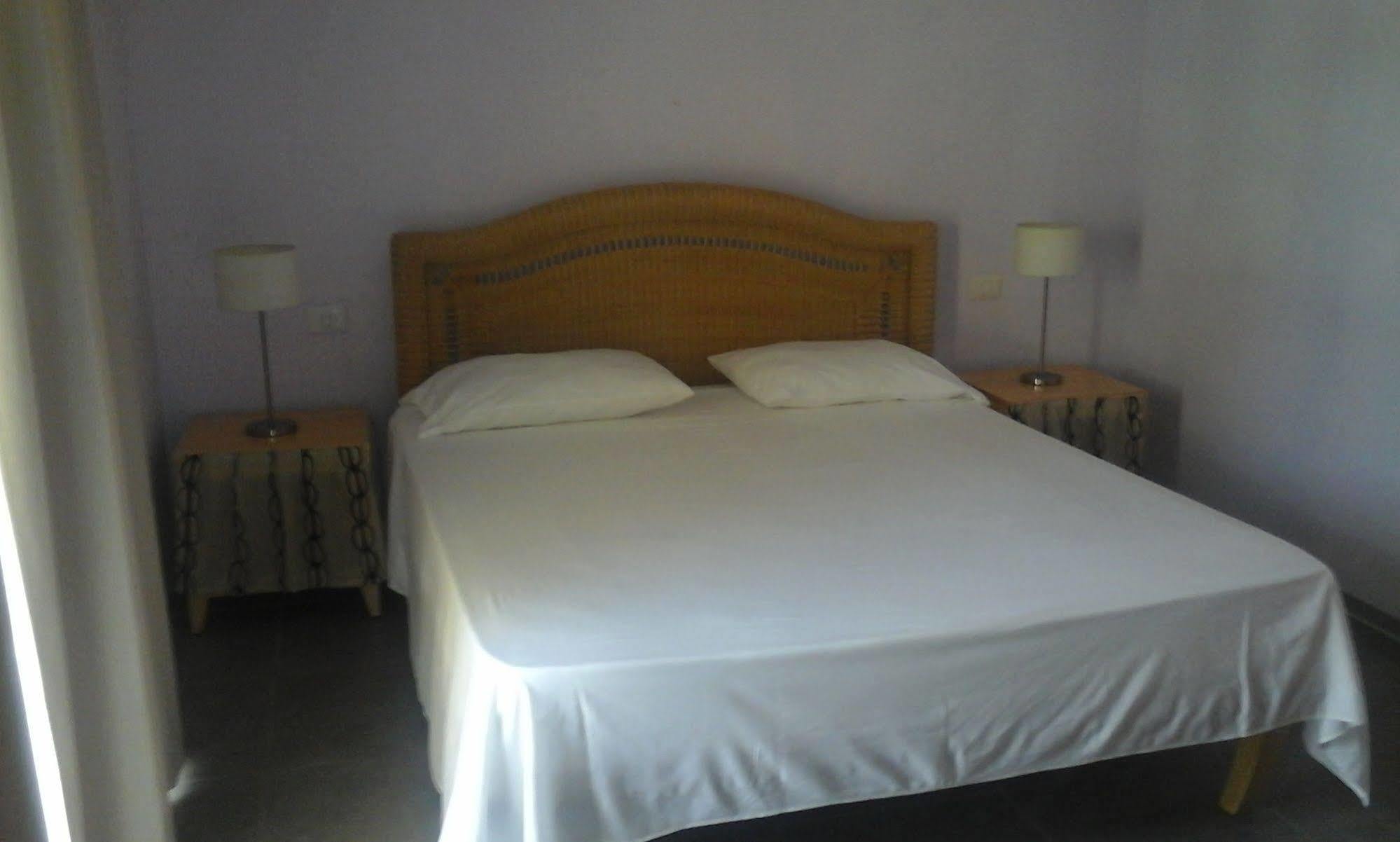 Palmeras / Estrellas Hotel Boca Chica