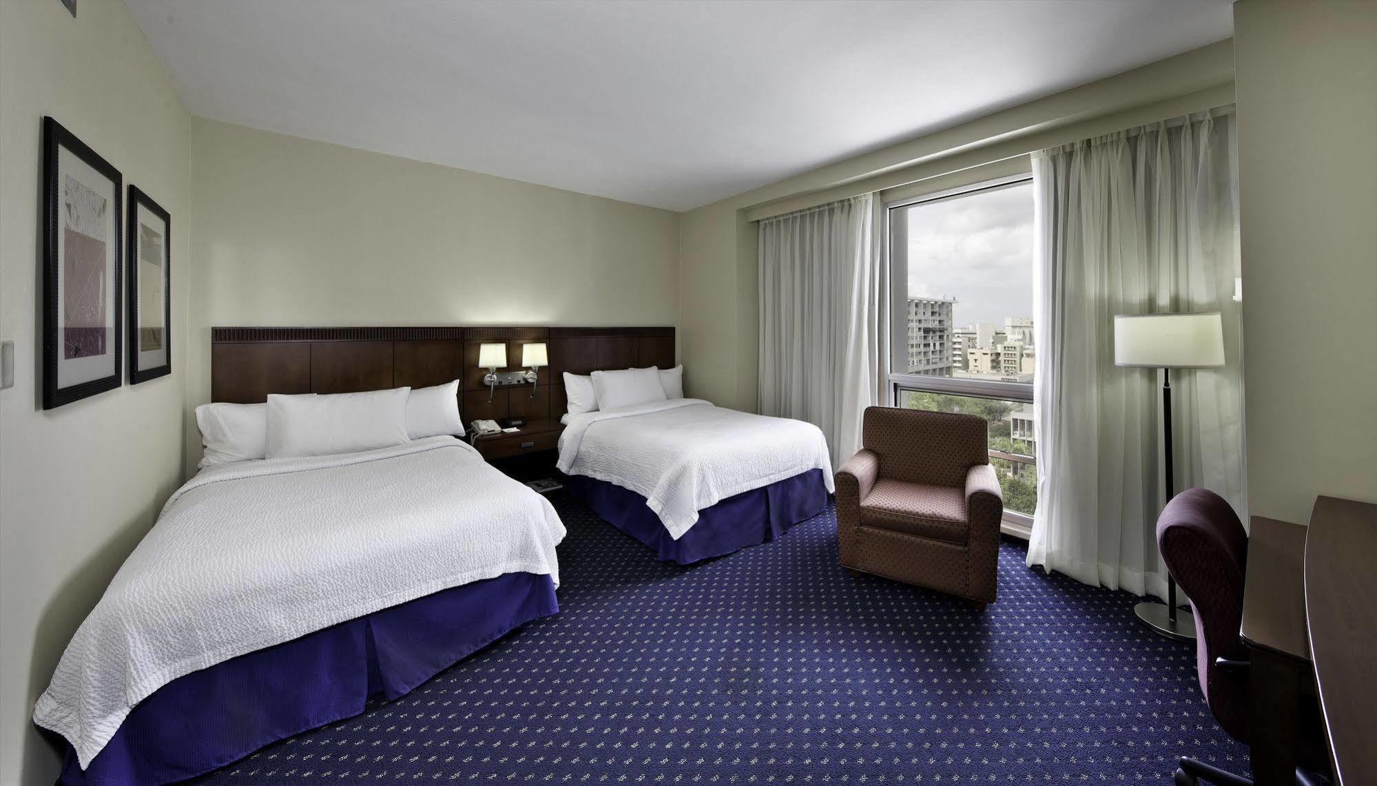 Courtyard By Marriott Miramar 4* San Juan