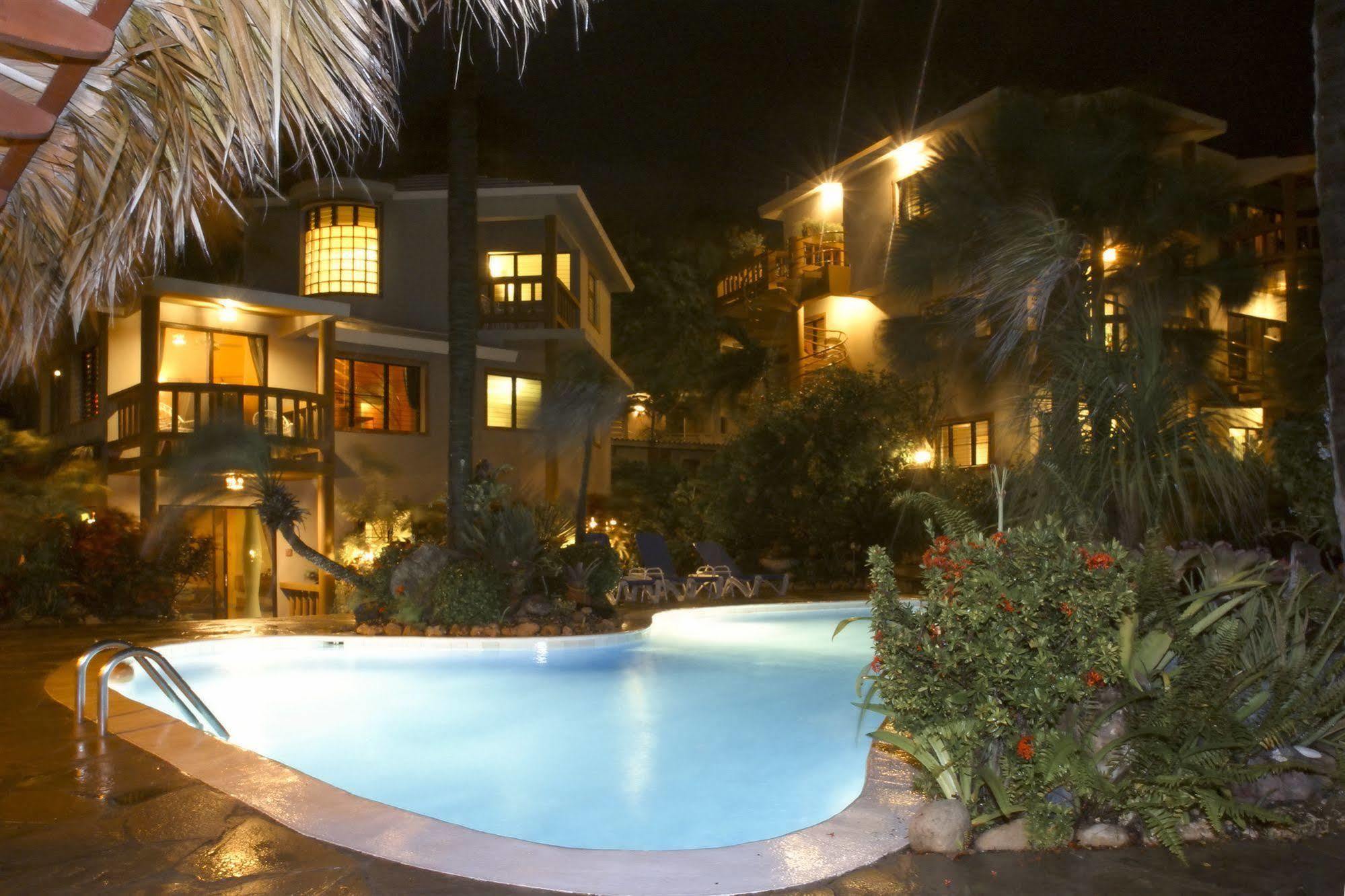 Aparthotel El Magnifico 3*