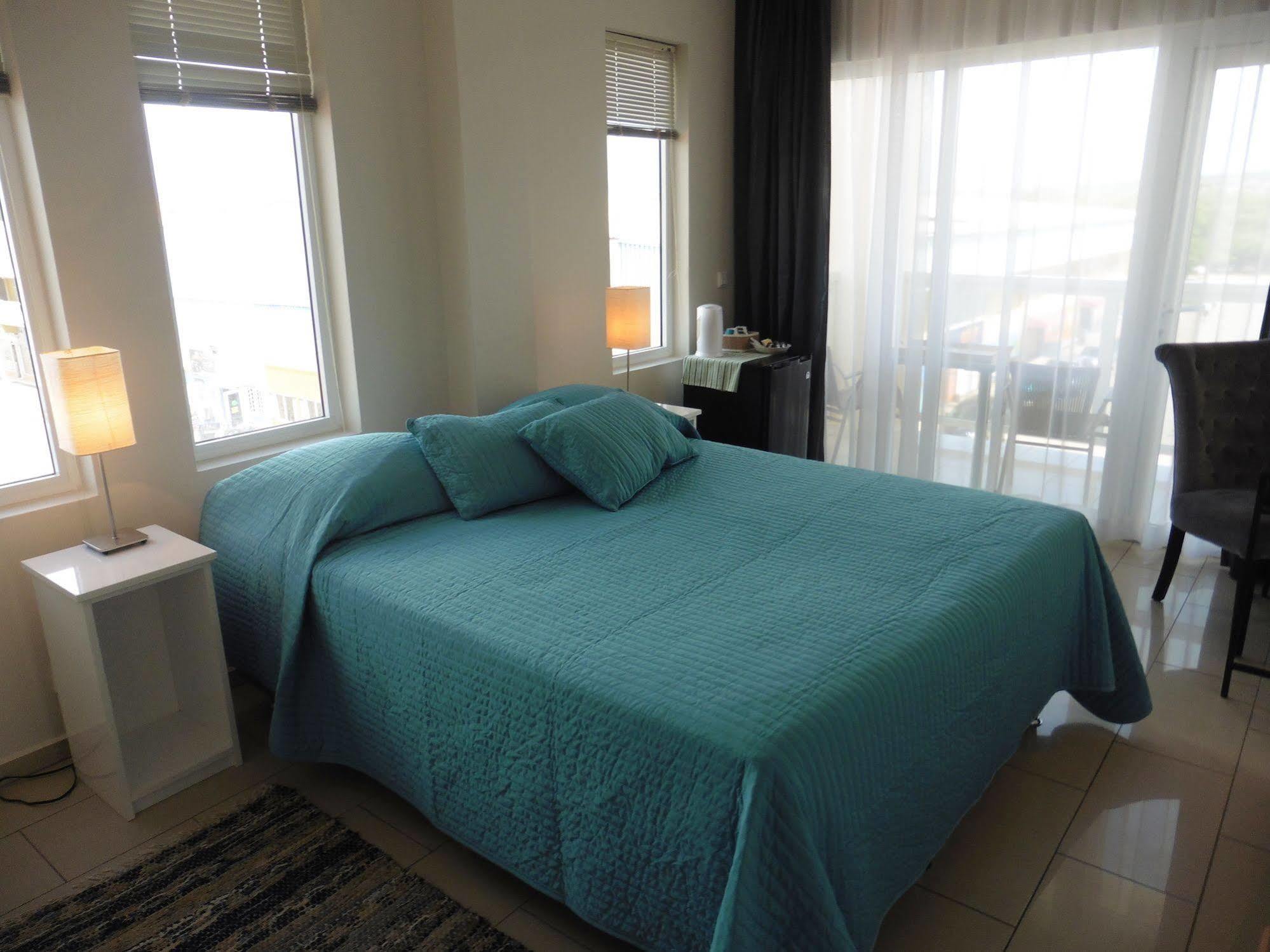 The Downtown Bonaire 3*