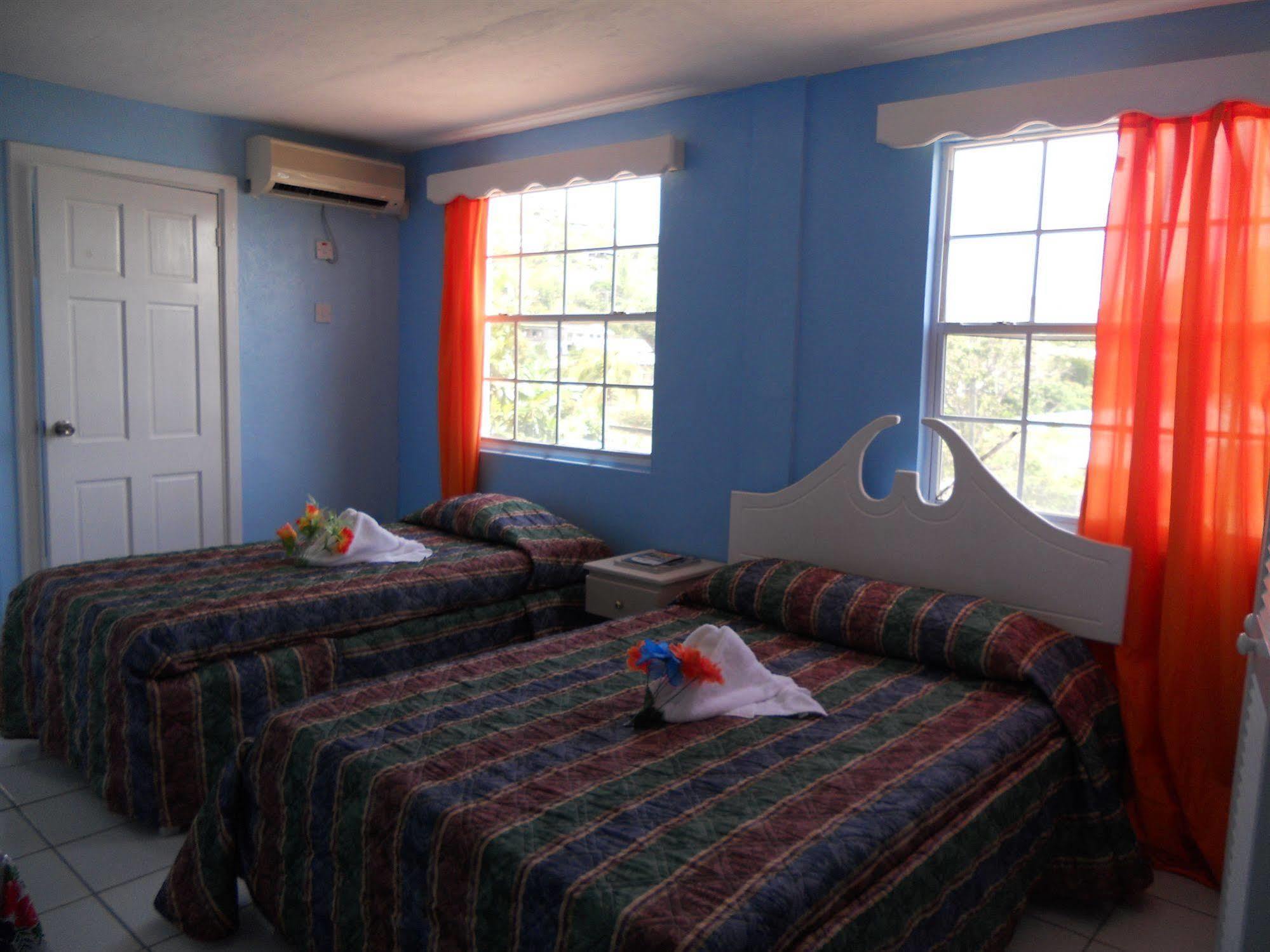 Stephanie's 2* Gros Islet
