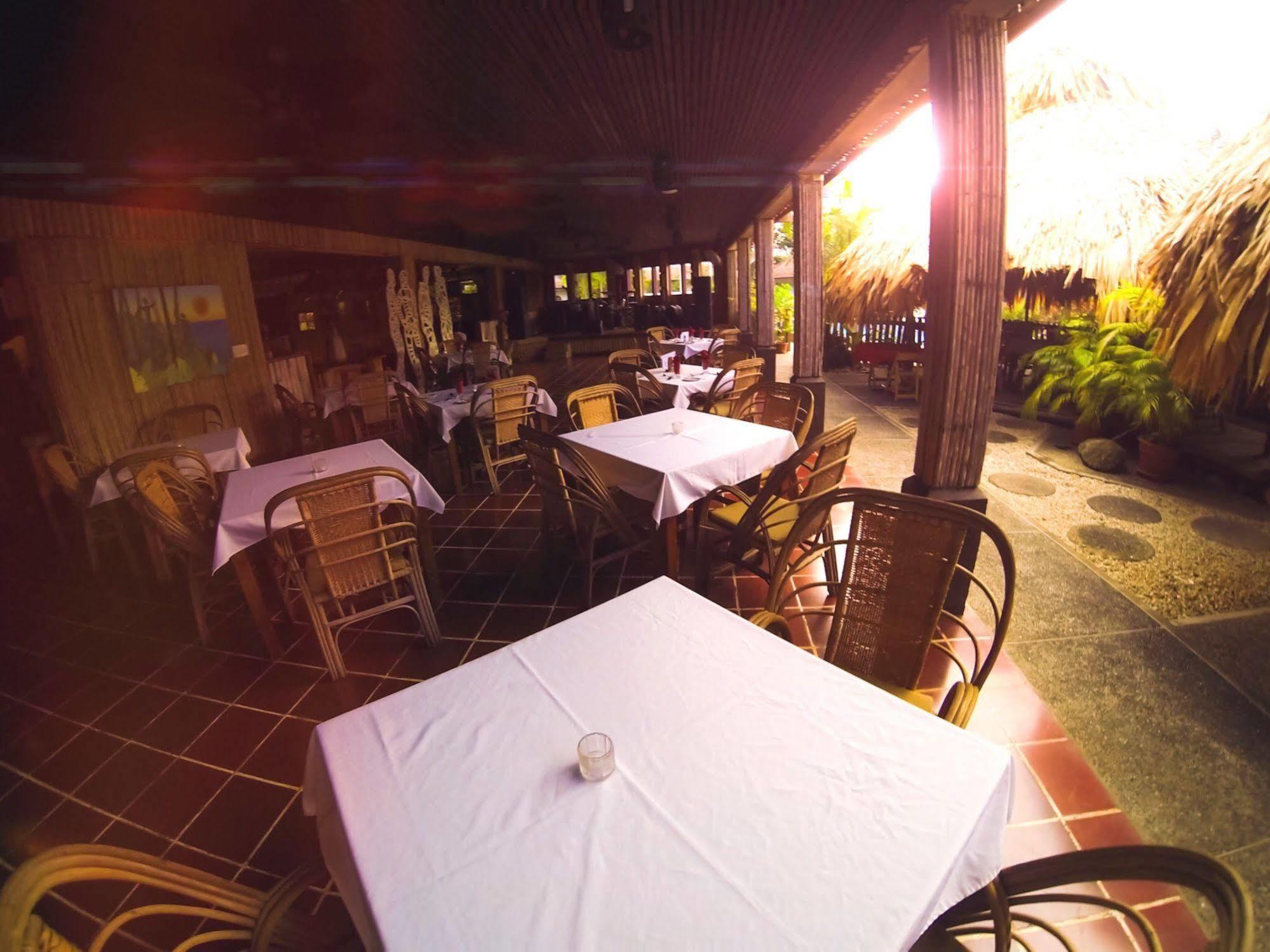 Hotel Kariwak Village Holistic Haven 3*